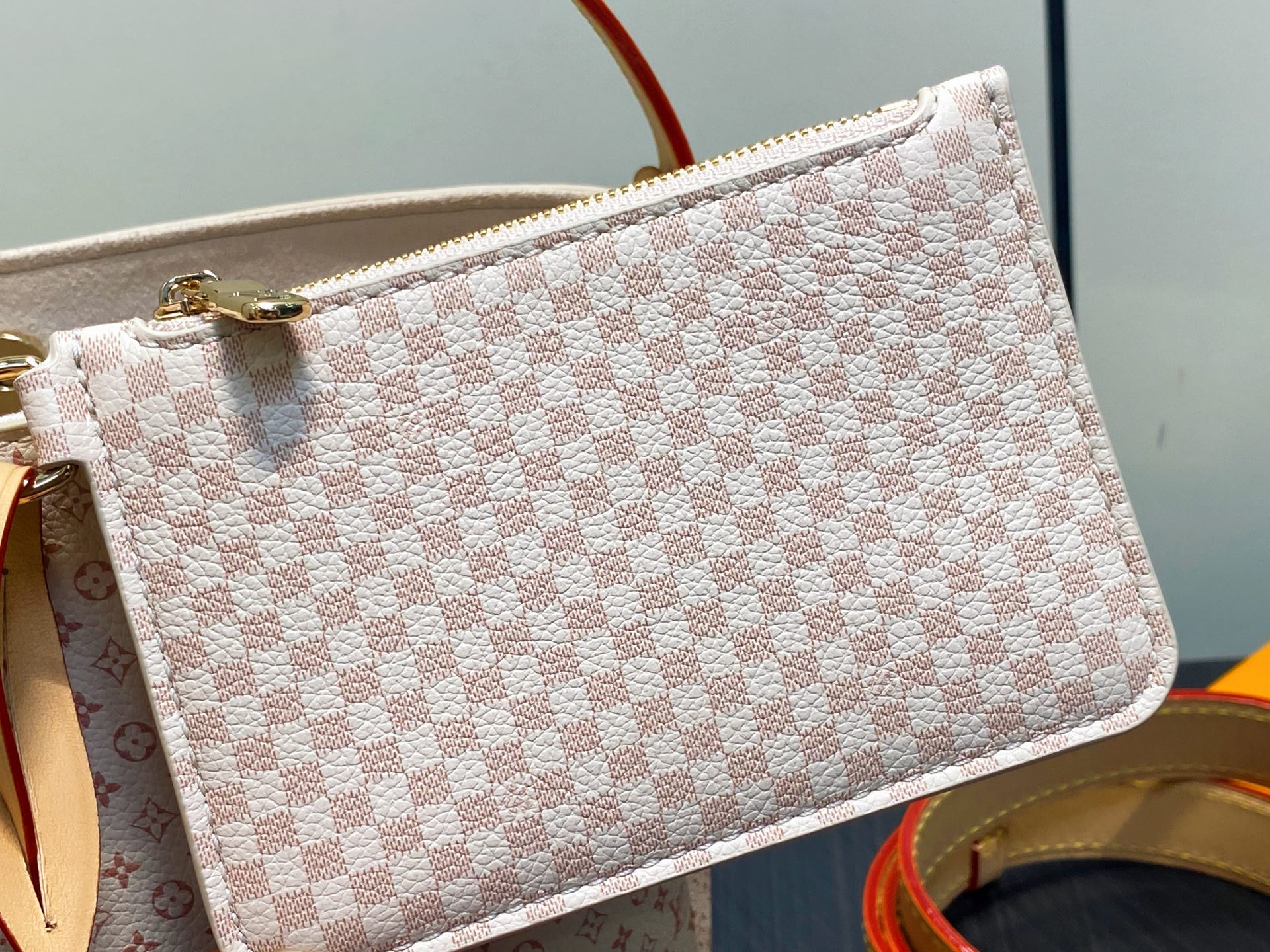 Louis Vuitton All In Bucket(18 x 12 x 16CM)