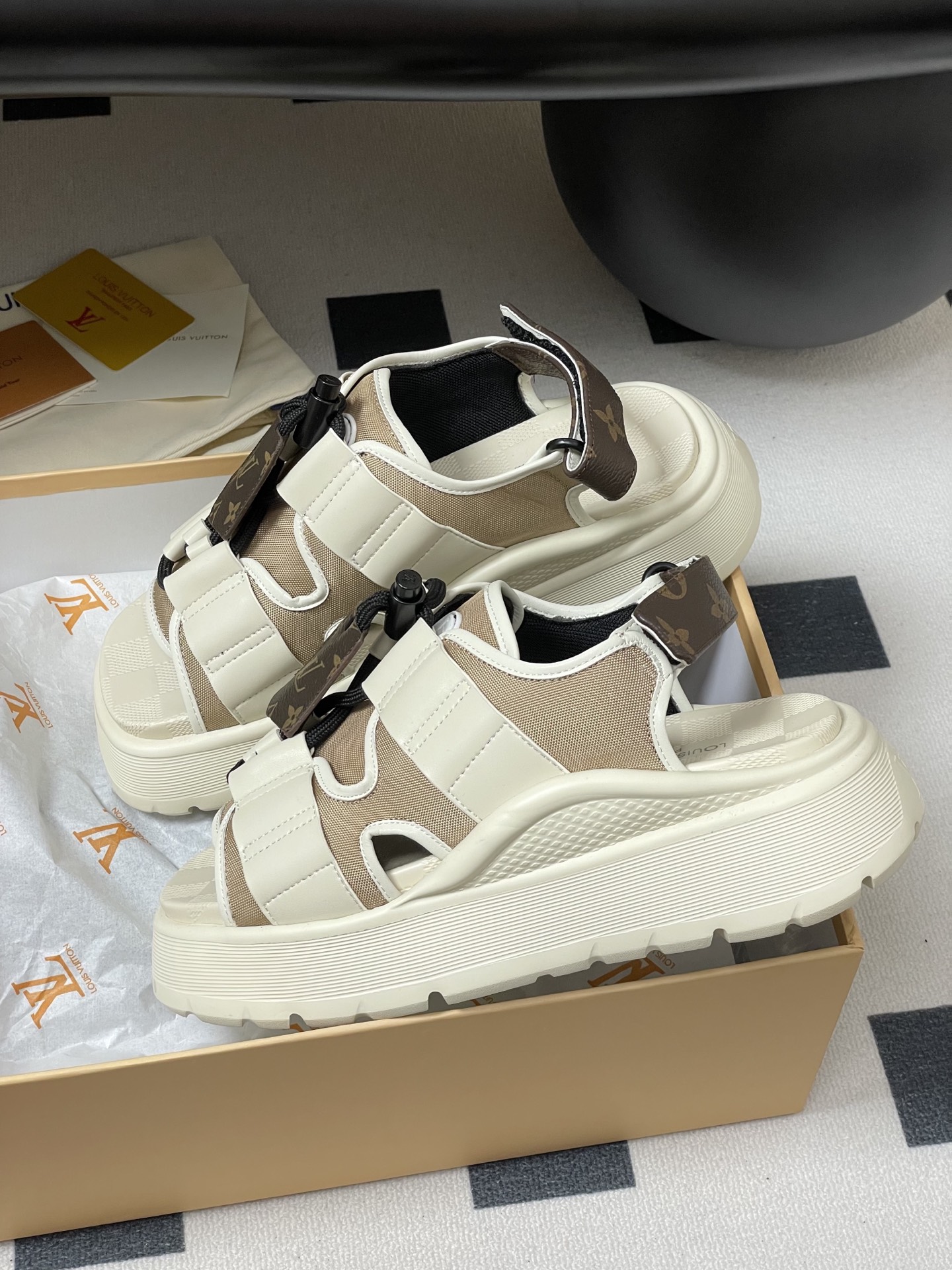 Louis Vuitton Chameleon Sandals-5CM(EU5-42)