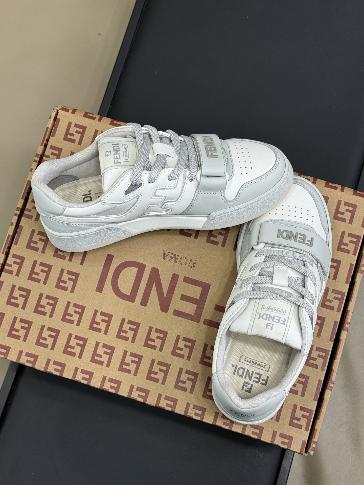 Fend* 2025ss Sneakers(EU35-45)