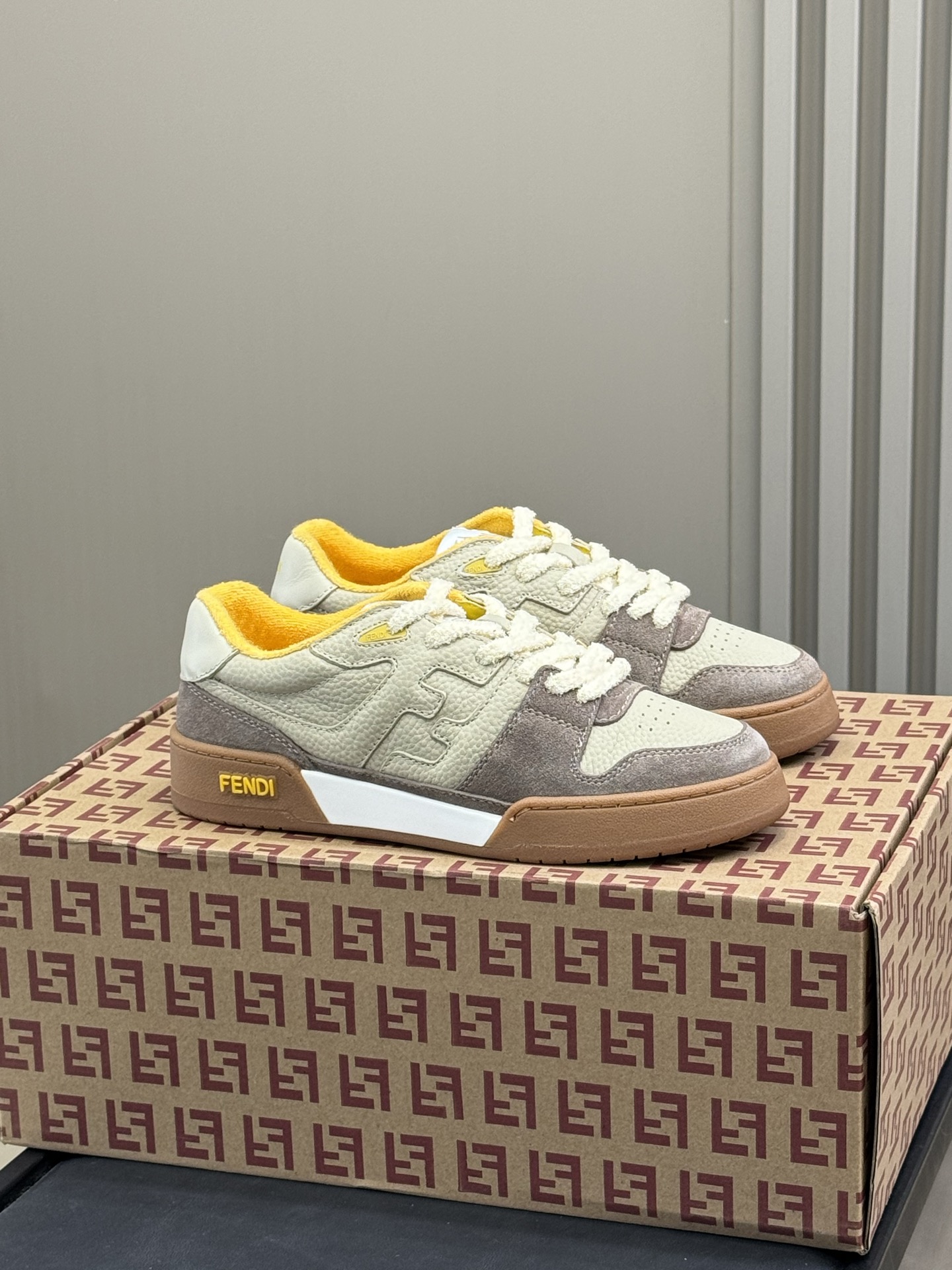 Fend* 2025ss Sneakers(EU35-45)