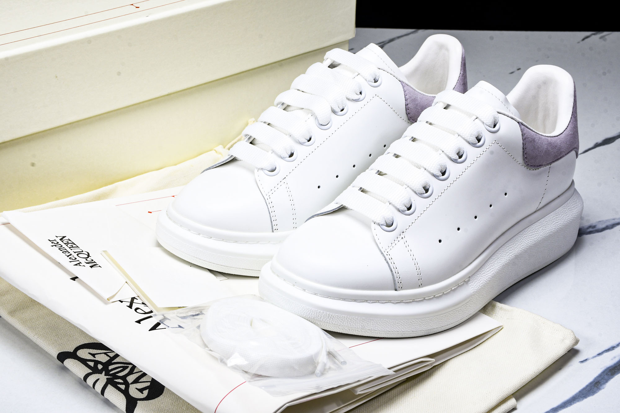 Alexander McQueen Sneaker