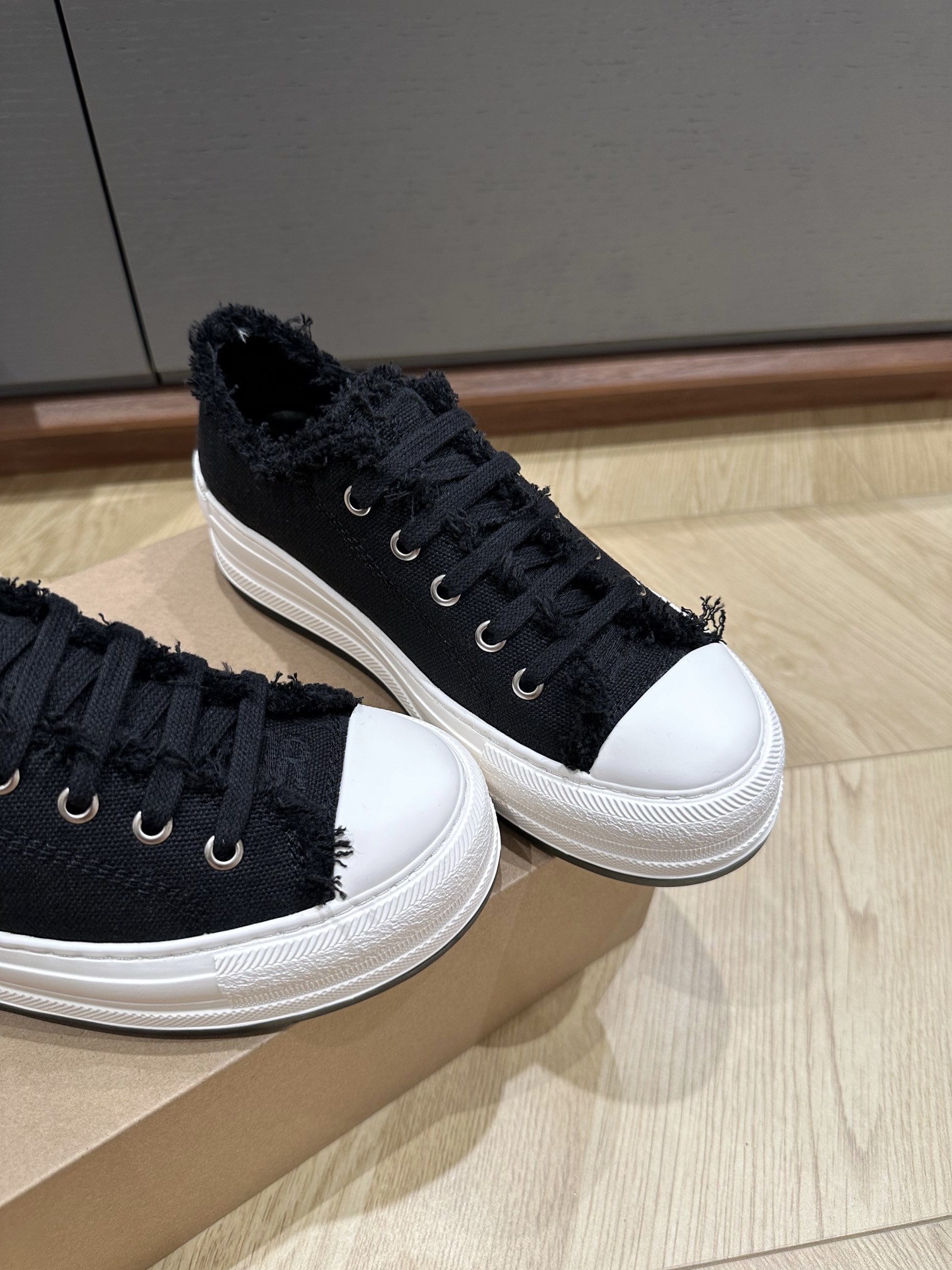 Di0r CD Sneaker（EU35-41)