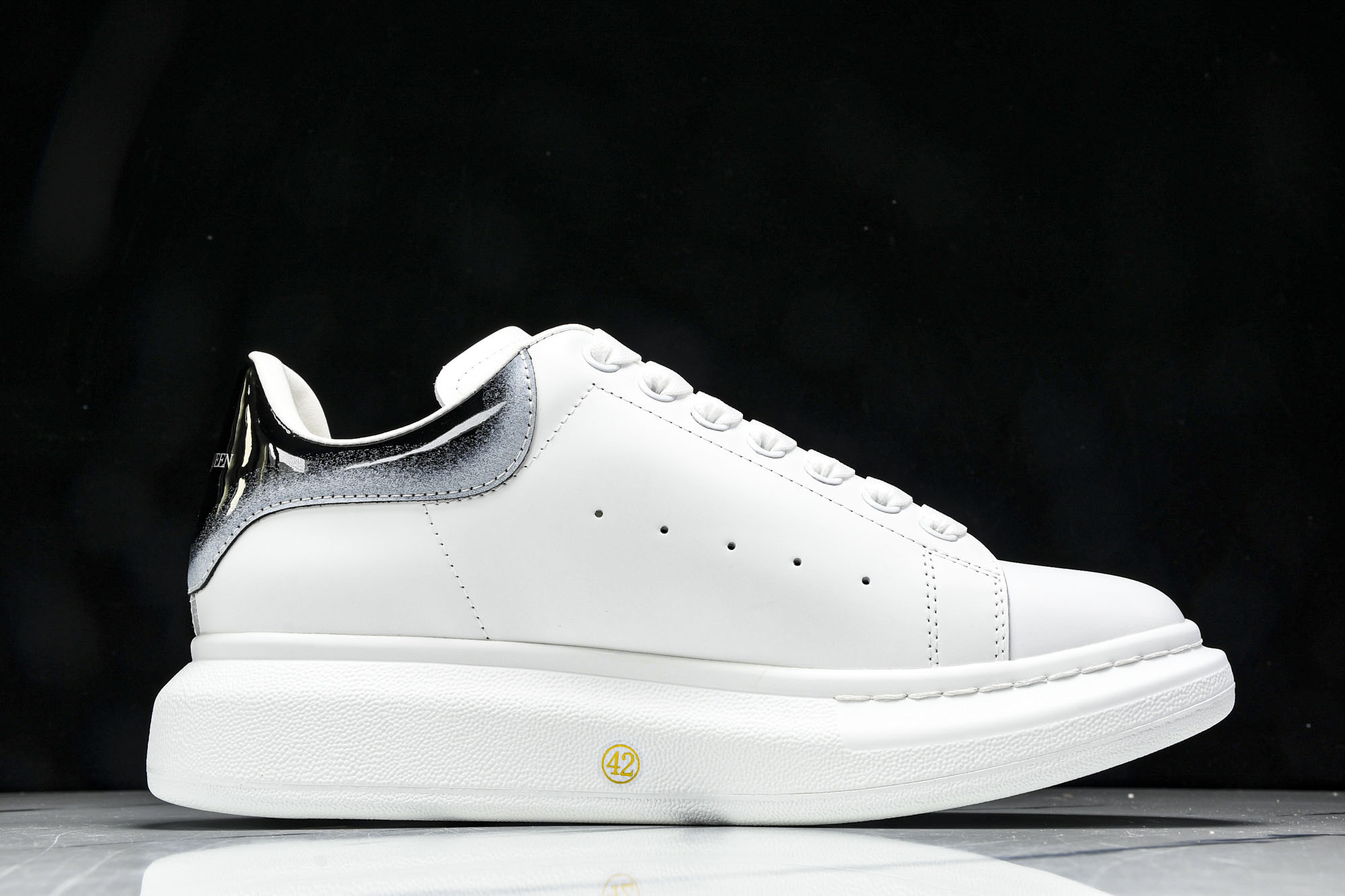 Alexander McQueen Sneaker