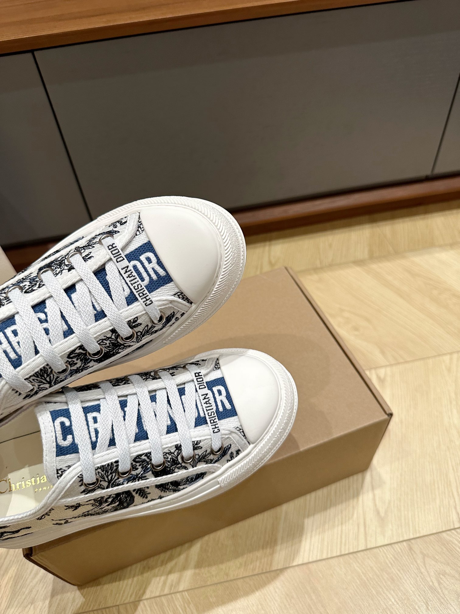 Di0r CD Sneaker（EU35-41)