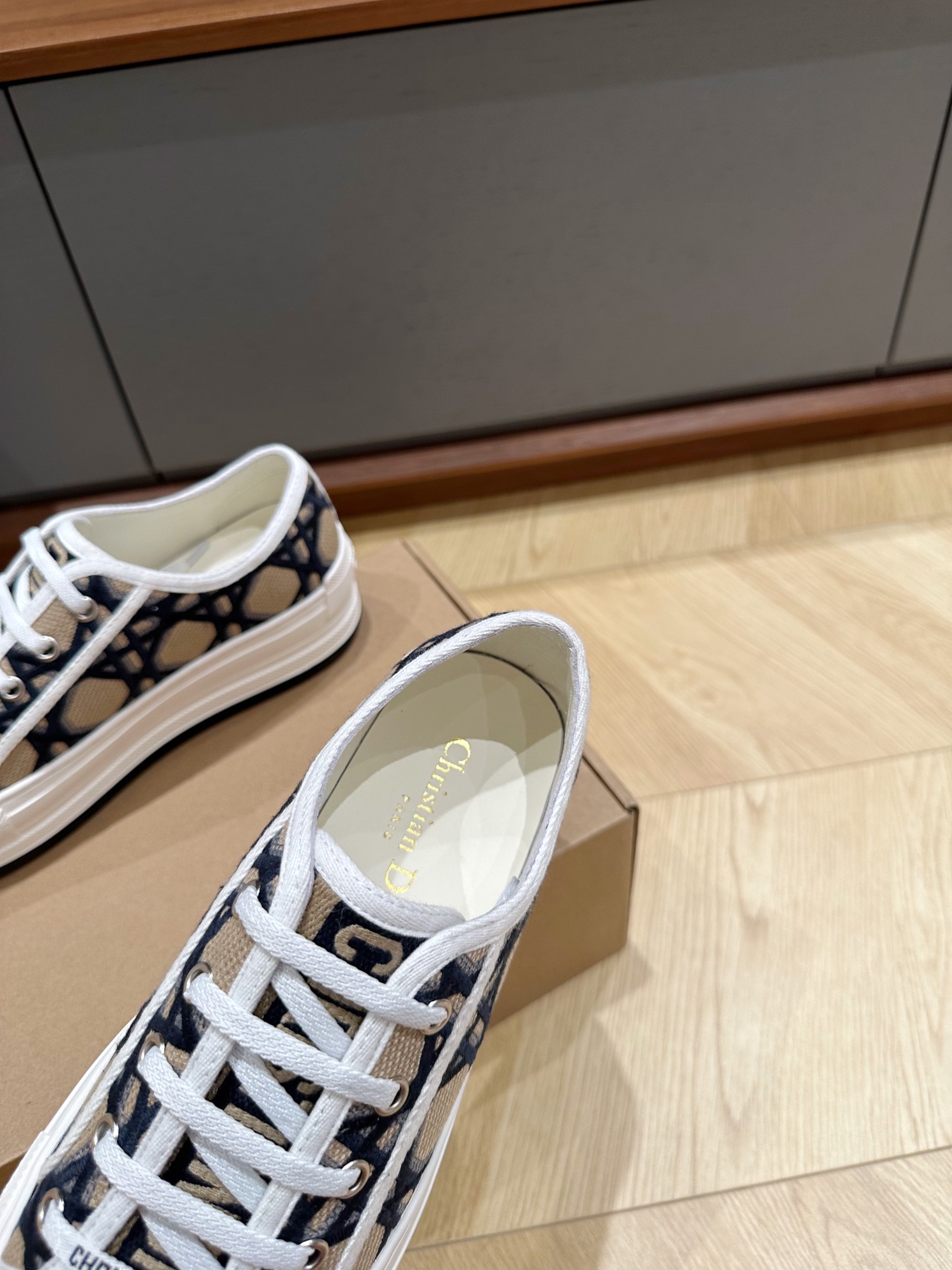 Di0r CD Sneaker（EU35-41)