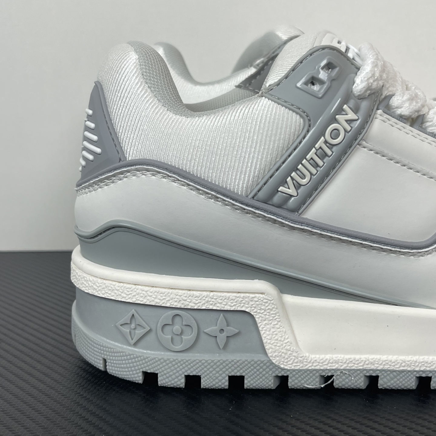 Lou*s Vuitton Trainer Maxi Sneakers(EU35-46)