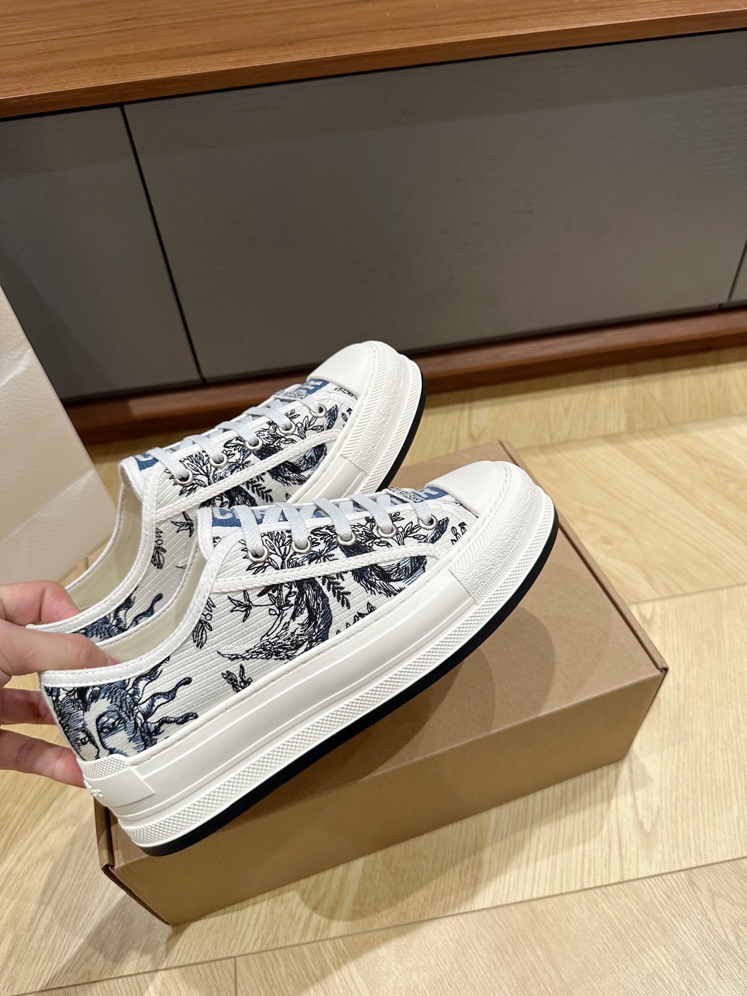 Di0r CD Sneaker（EU35-41)