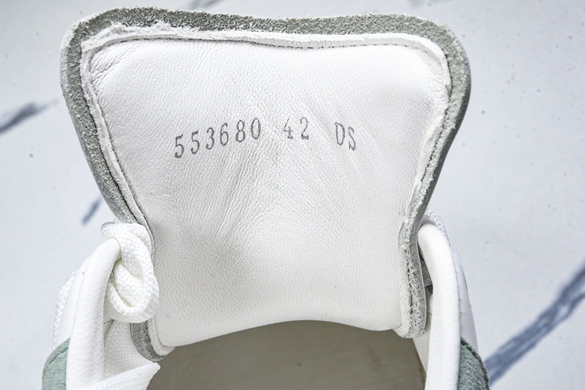 Alexander McQueen Sneaker