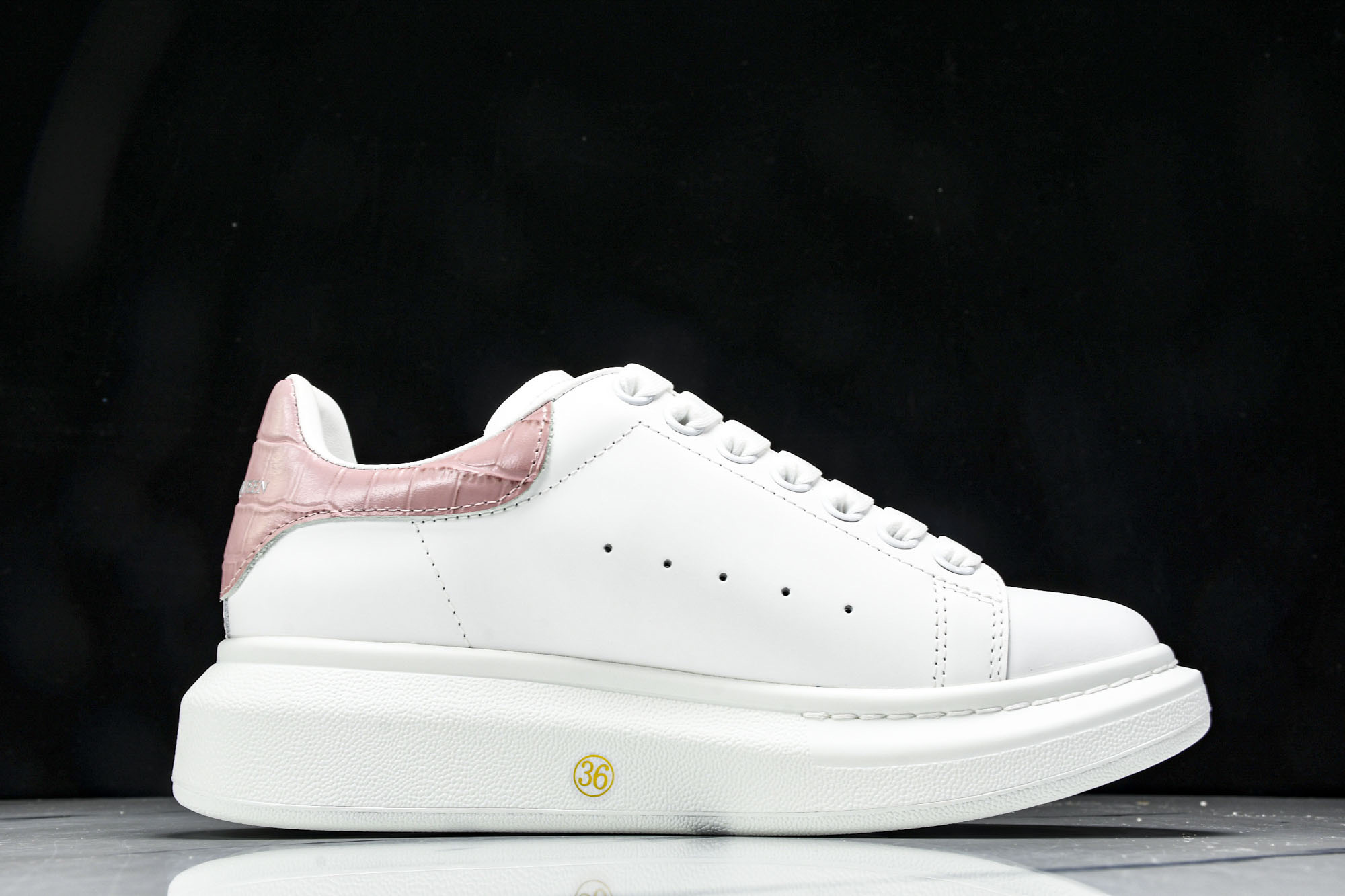 Alexander McQueen Sneaker