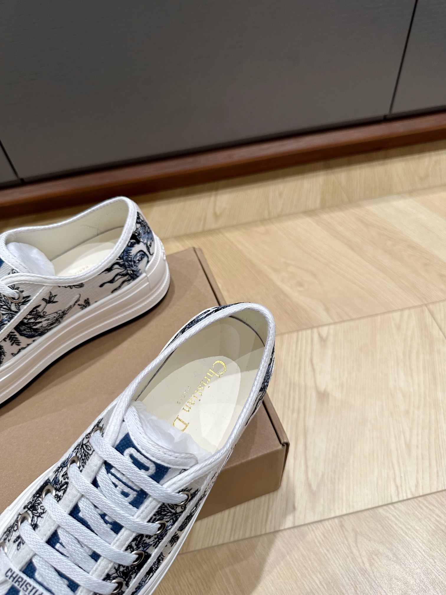 Di0r CD Sneaker（EU35-41)