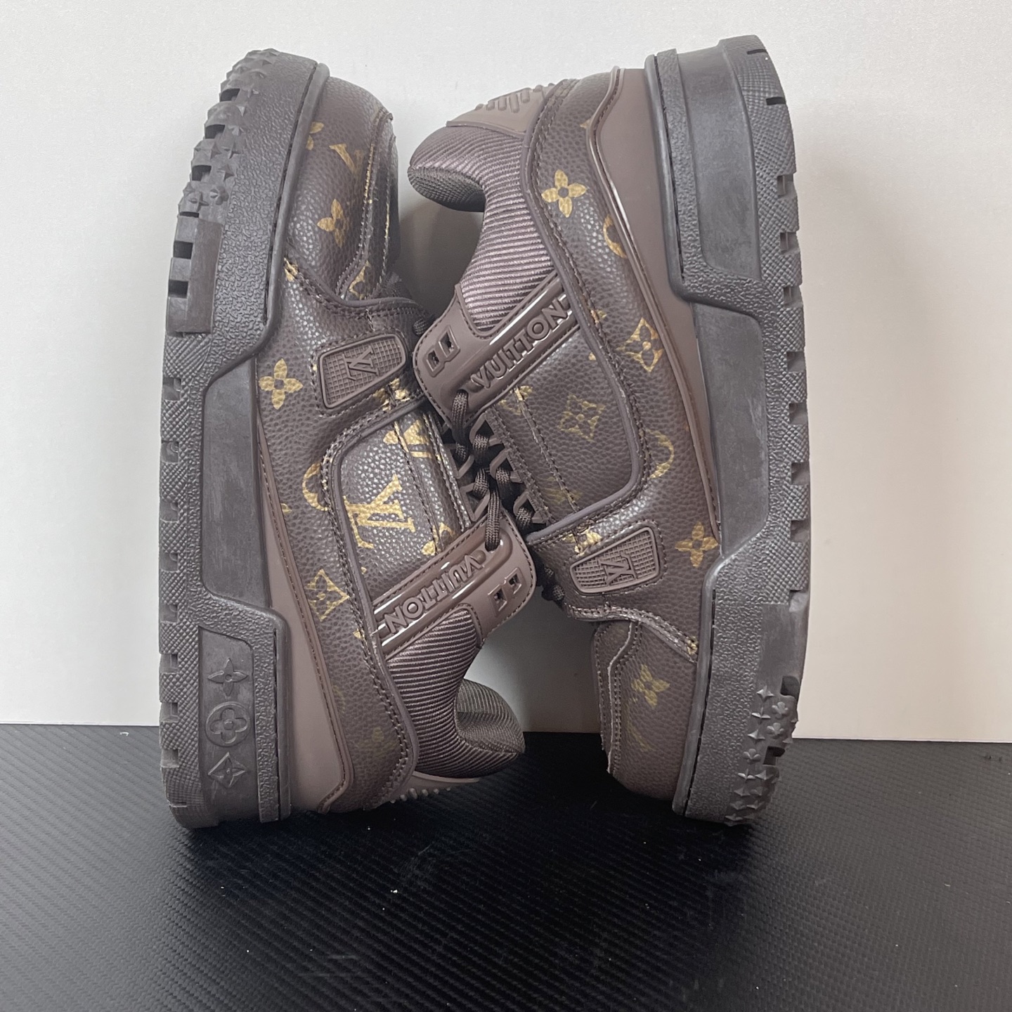 Lou*s Vuitton Trainer Maxi Sneakers(EU35-46)