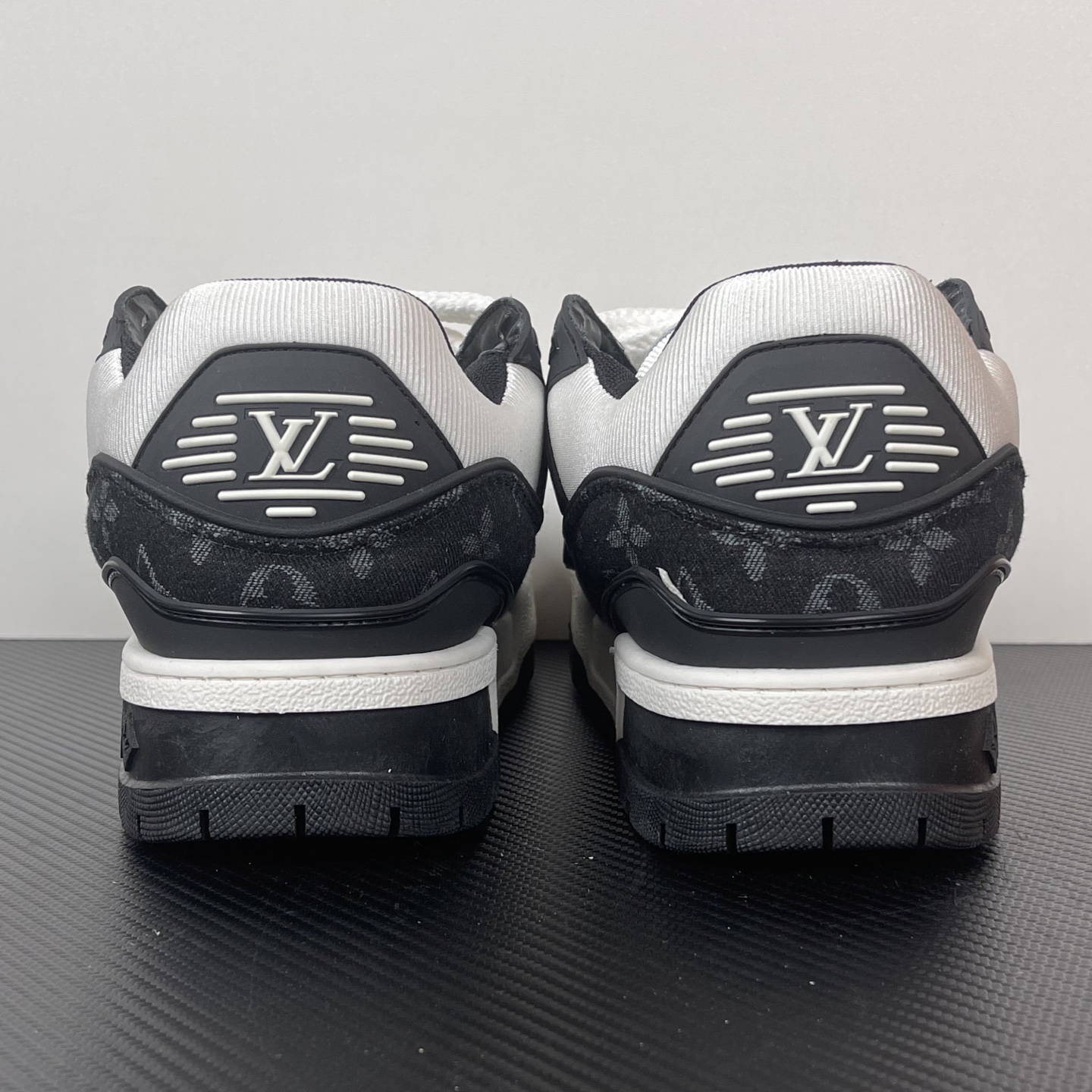 Lou*s Vuitton Trainer Maxi Sneakers(EU35-46)