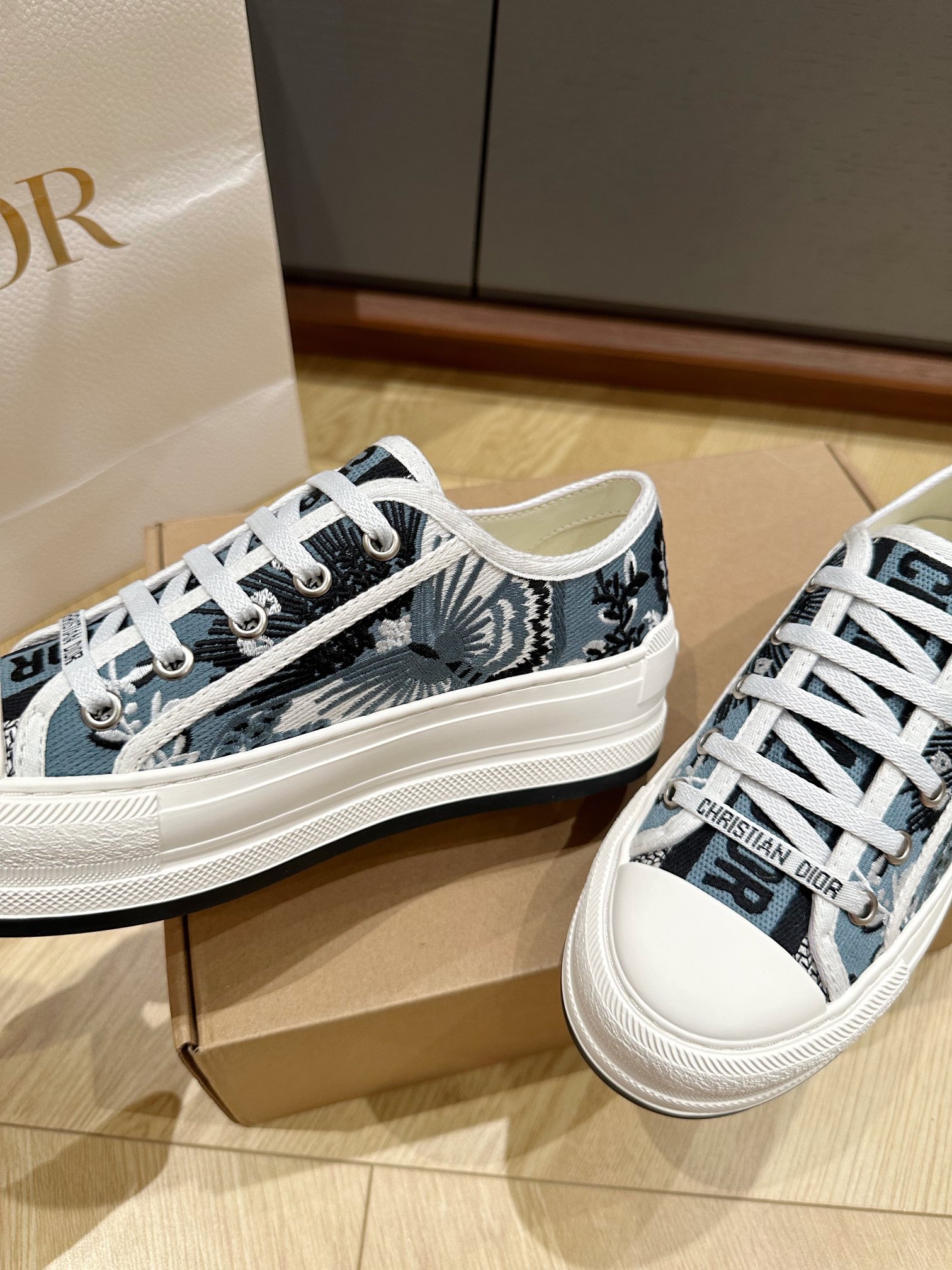 Di0r CD Sneaker（EU35-41)