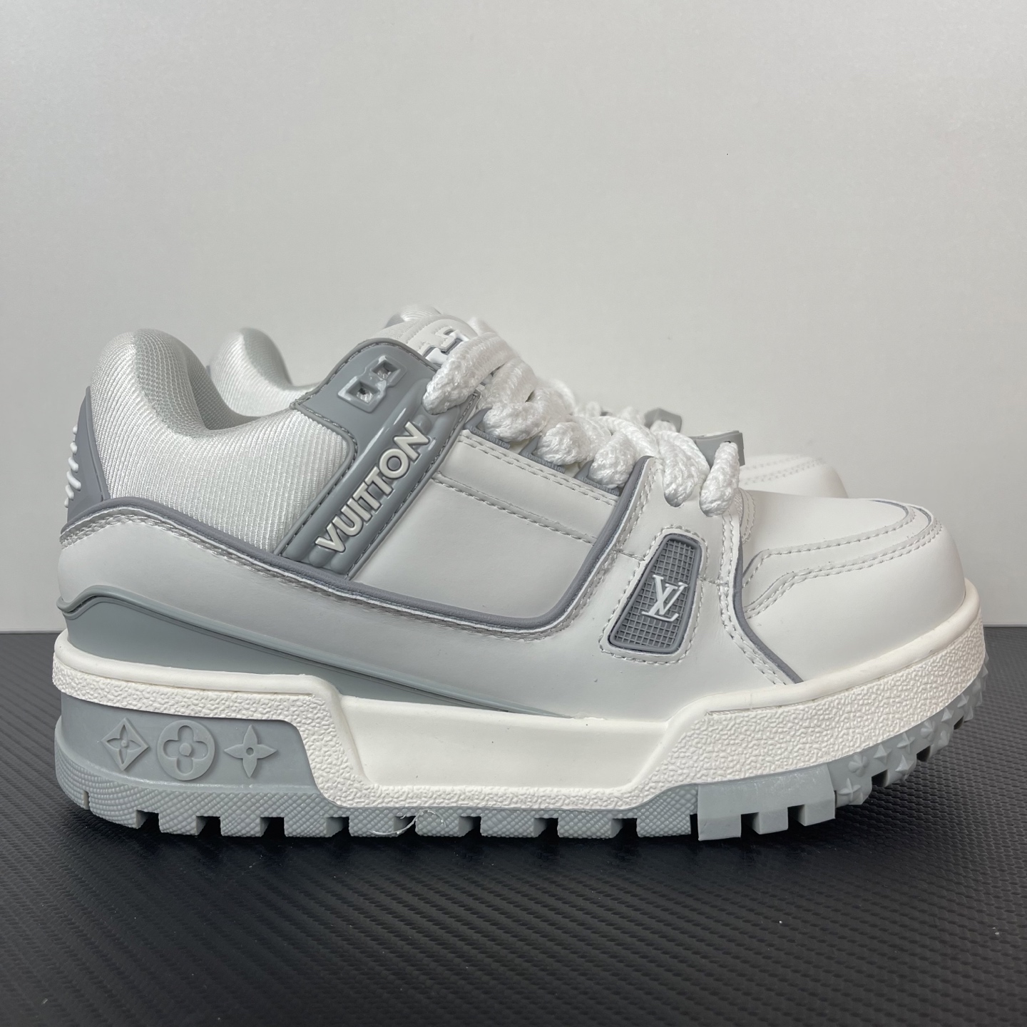 Lou*s Vuitton Trainer Maxi Sneakers(EU35-46)
