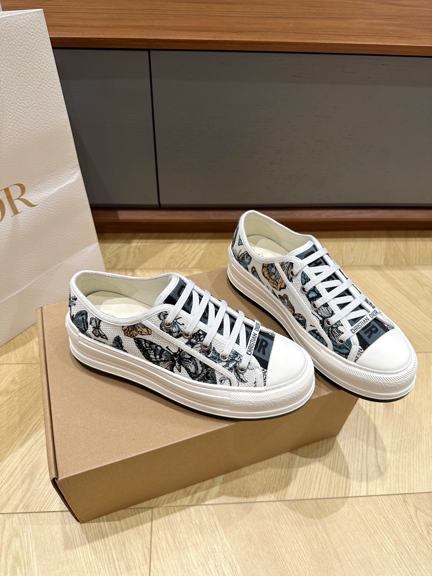 Di0r CD Sneaker