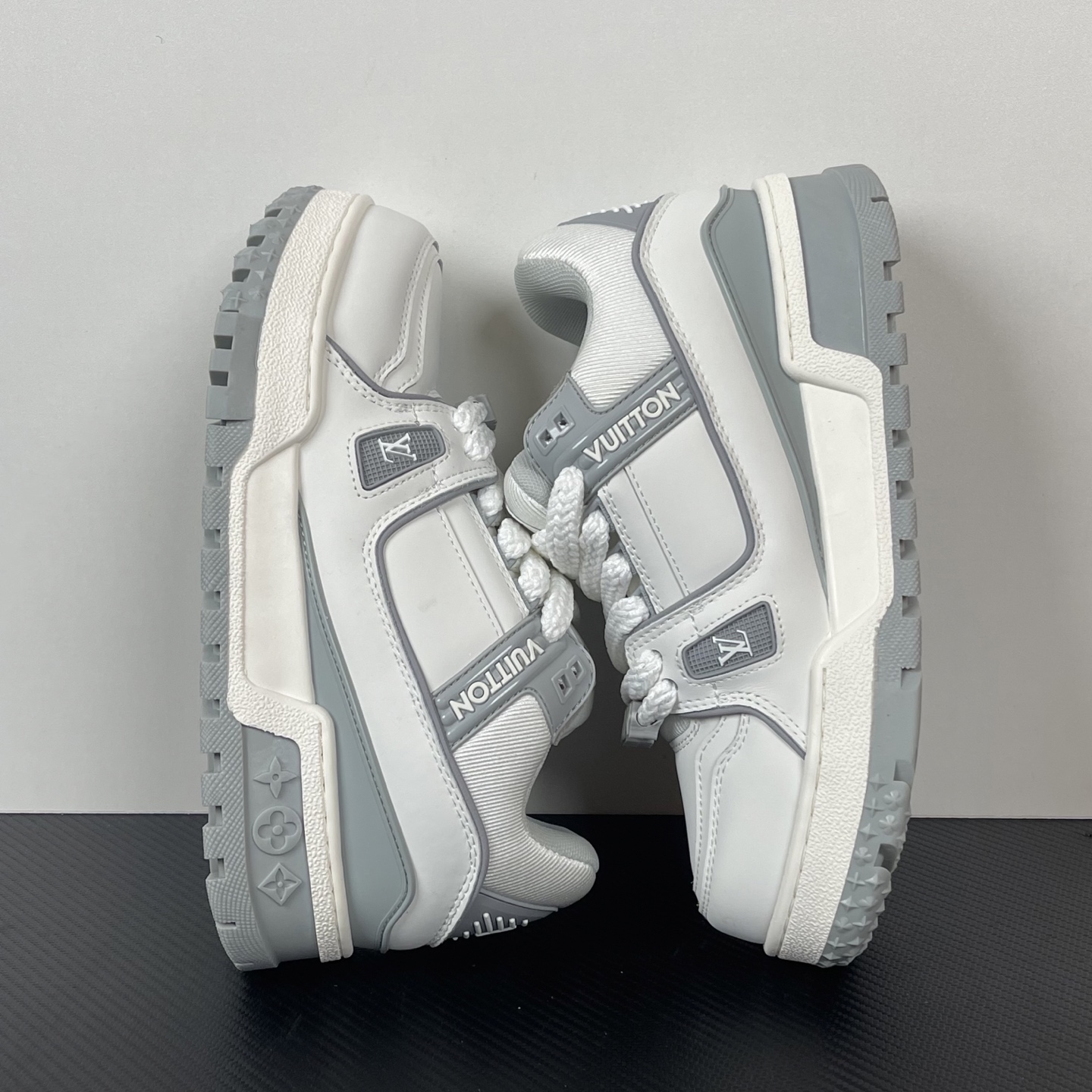 Lou*s Vuitton Trainer Maxi Sneakers(EU35-46)