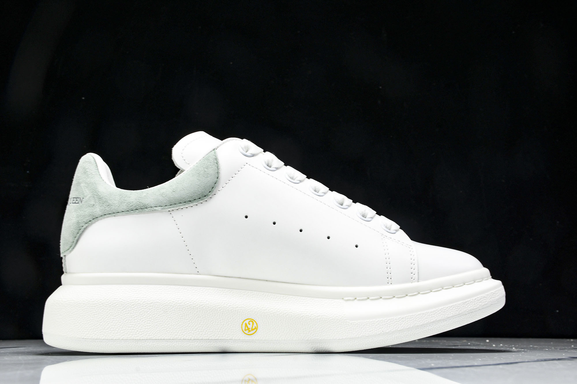Alexander McQueen Sneaker