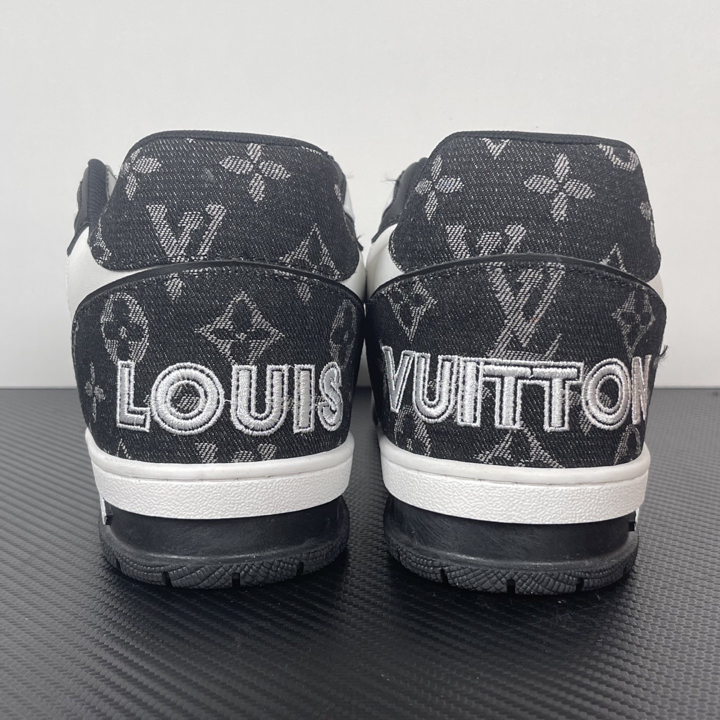 Louis Vuitton Trainer Sneakers(EU35-46)
