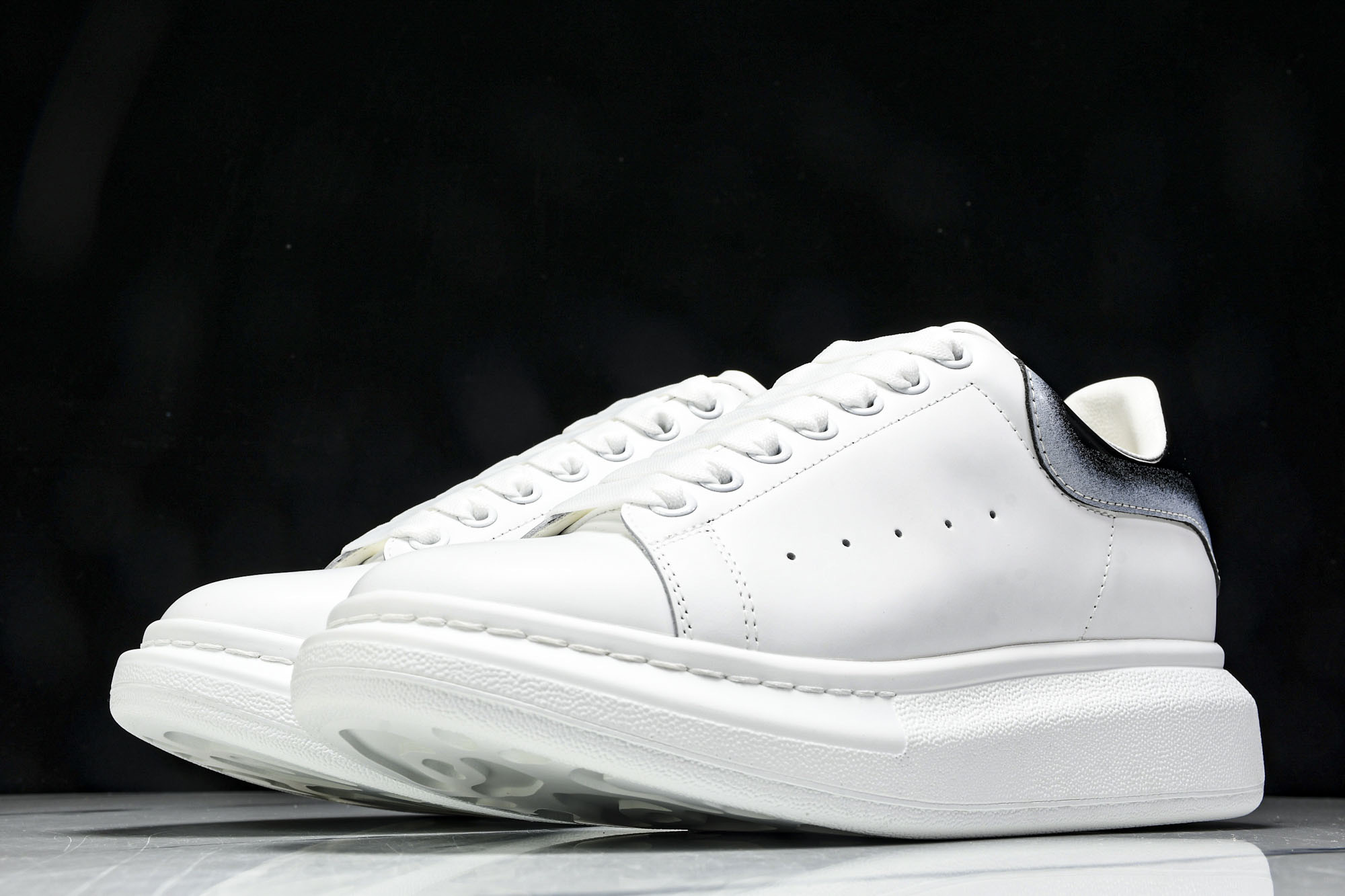 Alexander McQueen Sneaker