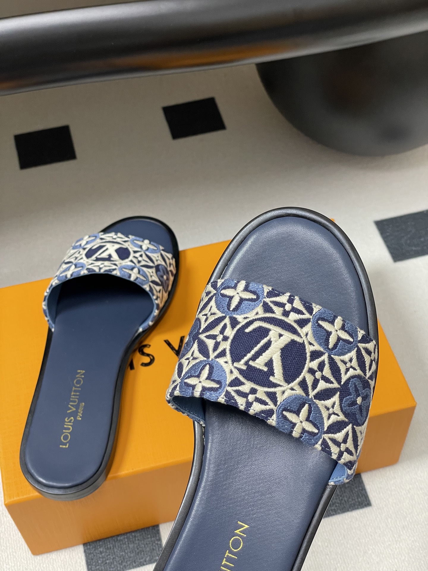 Lou*s Vuitton Lily Slides(EU35-41)