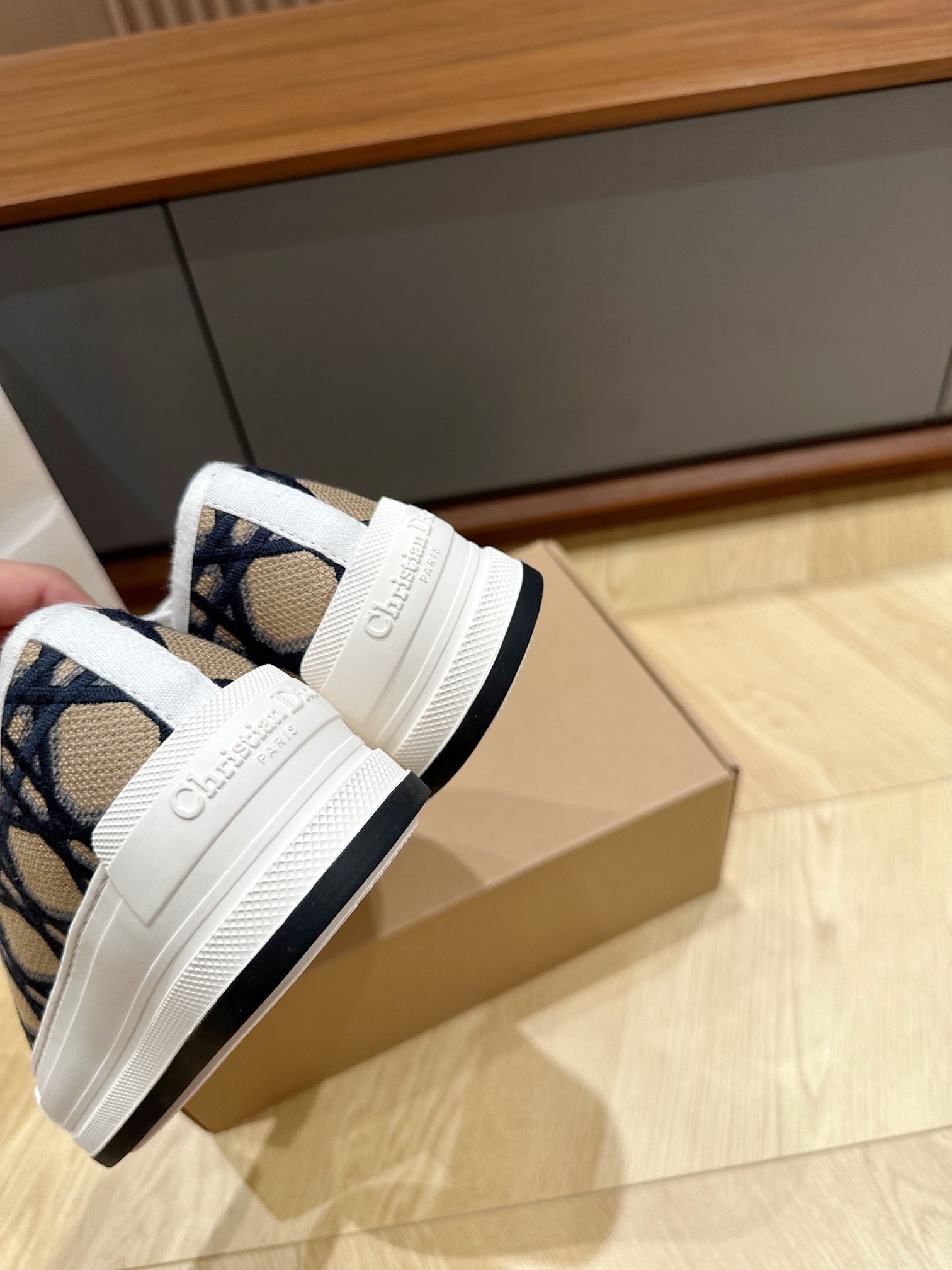 Di0r CD Sneaker（EU35-41)