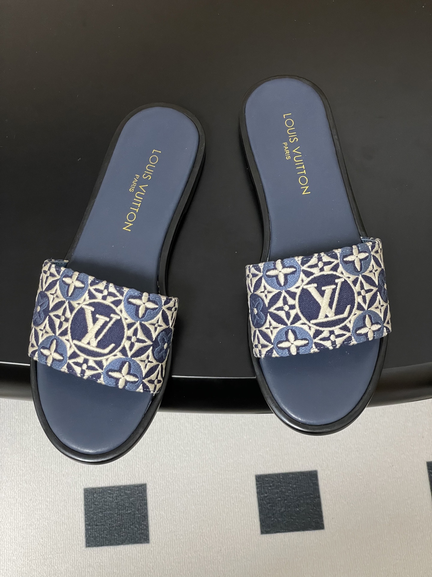 Lou*s Vuitton Lily Slides(EU35-41)