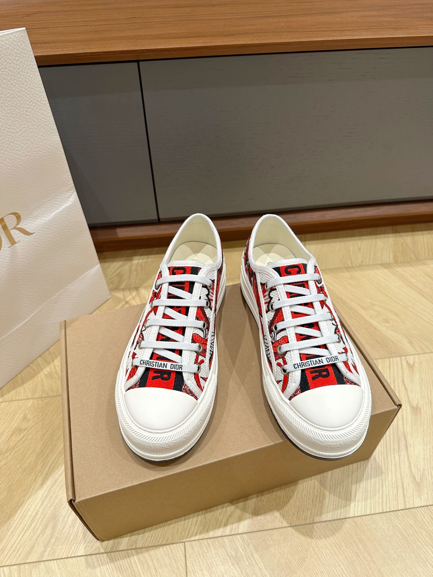 Di0r CD Sneaker（EU35-41)