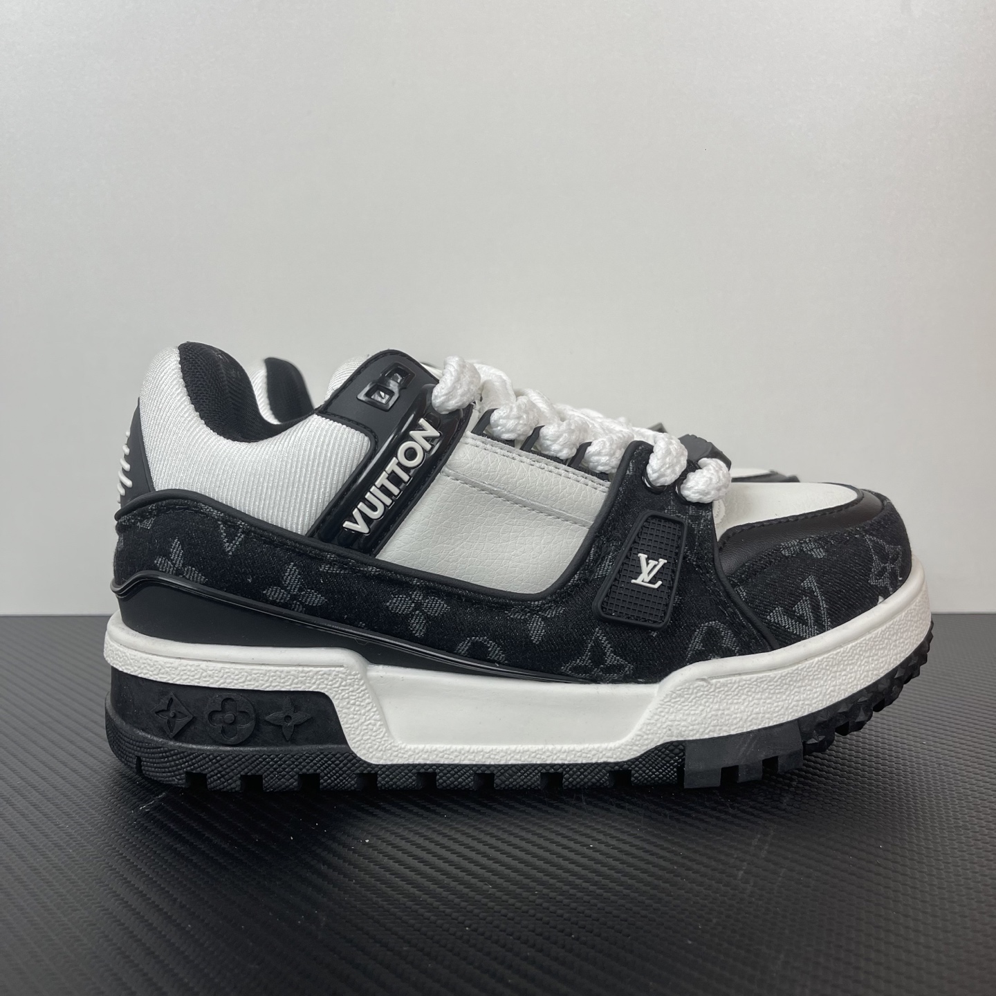 Lou*s Vuitton Trainer Maxi Sneakers(EU35-46)