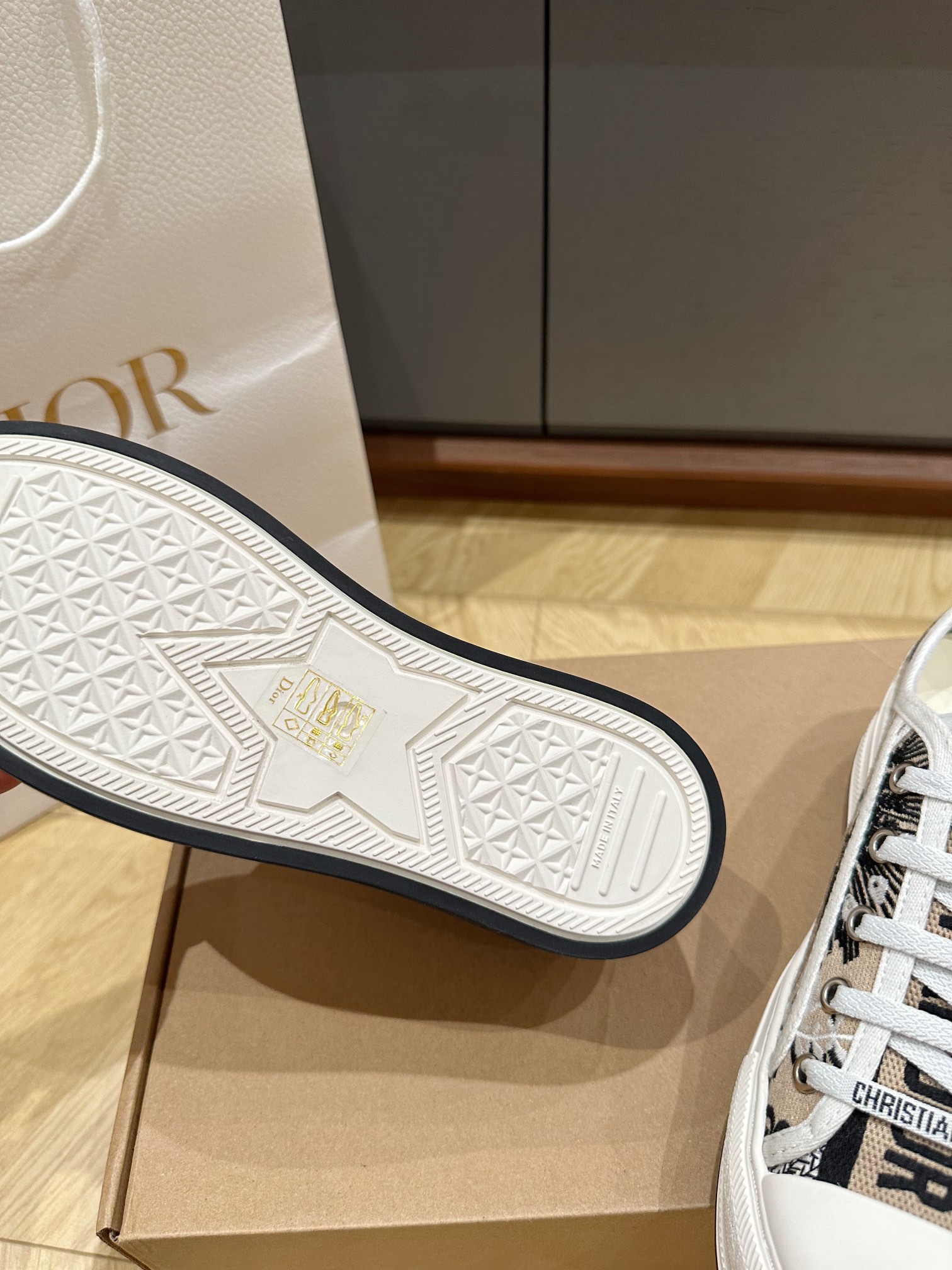 Di0r CD Sneaker（EU35-41)