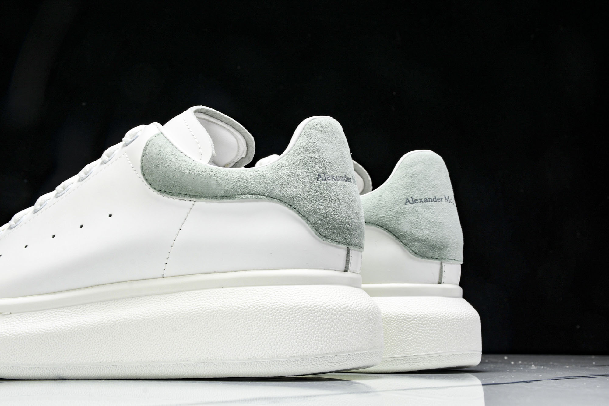 Alexander McQueen Sneaker