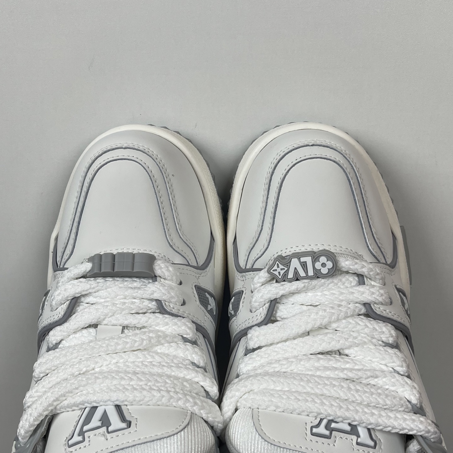 Lou*s Vuitton Trainer Maxi Sneakers(EU35-46)