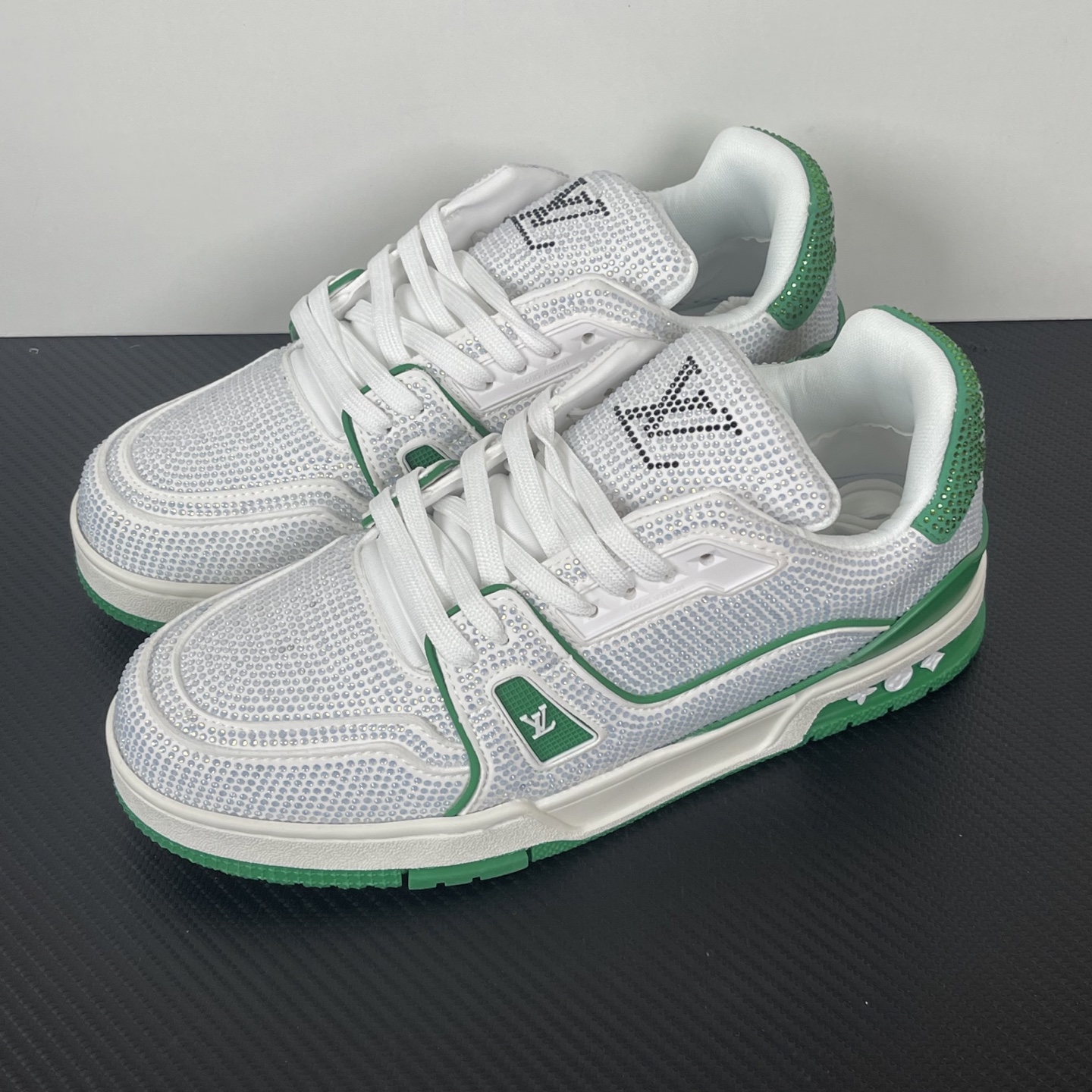 Louis Vuitton Trainer Sneakers(EU35-46)