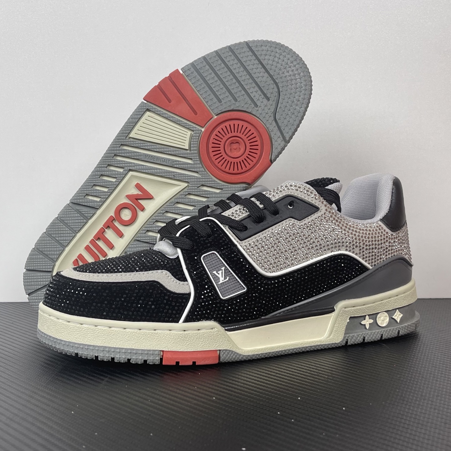 Louis Vuitton Trainer Sneakers(EU35-45)