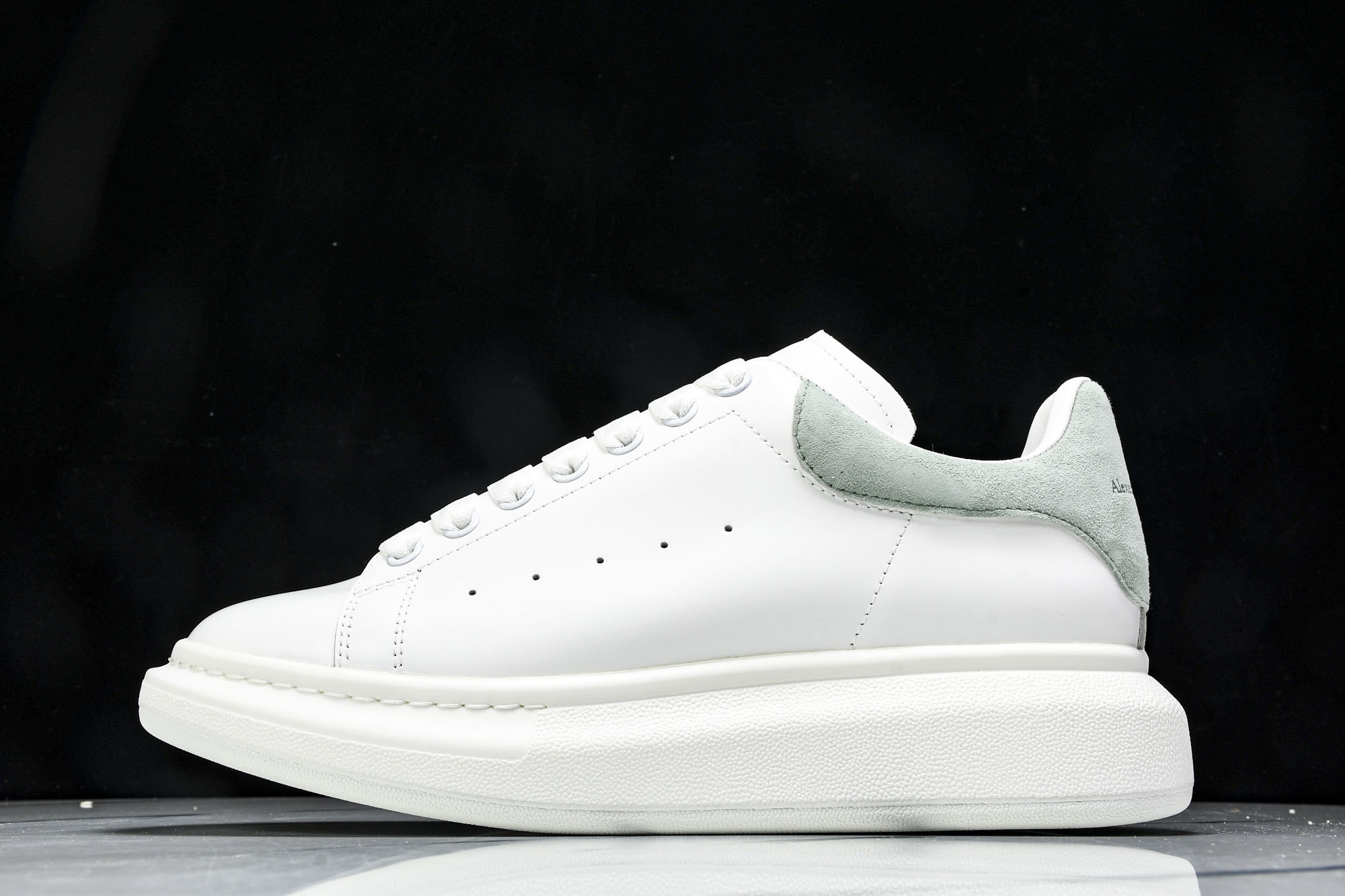 Alexander McQueen Sneaker