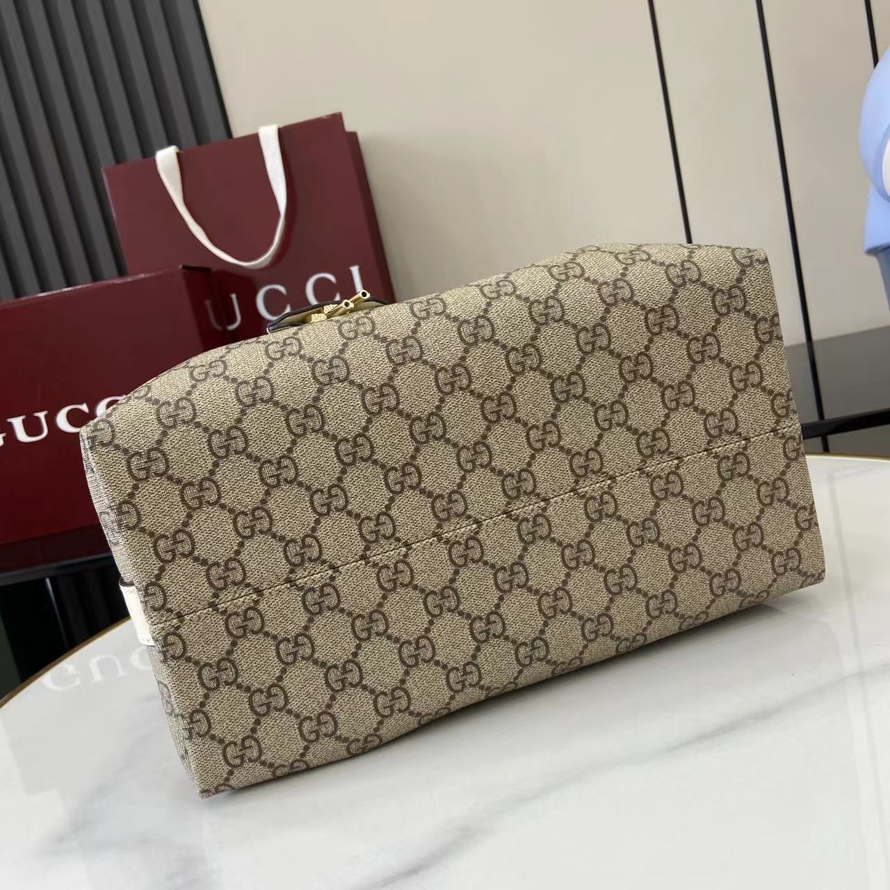 Gucc* Padlock Shoulder Bag(29*23.5*15.5CM)