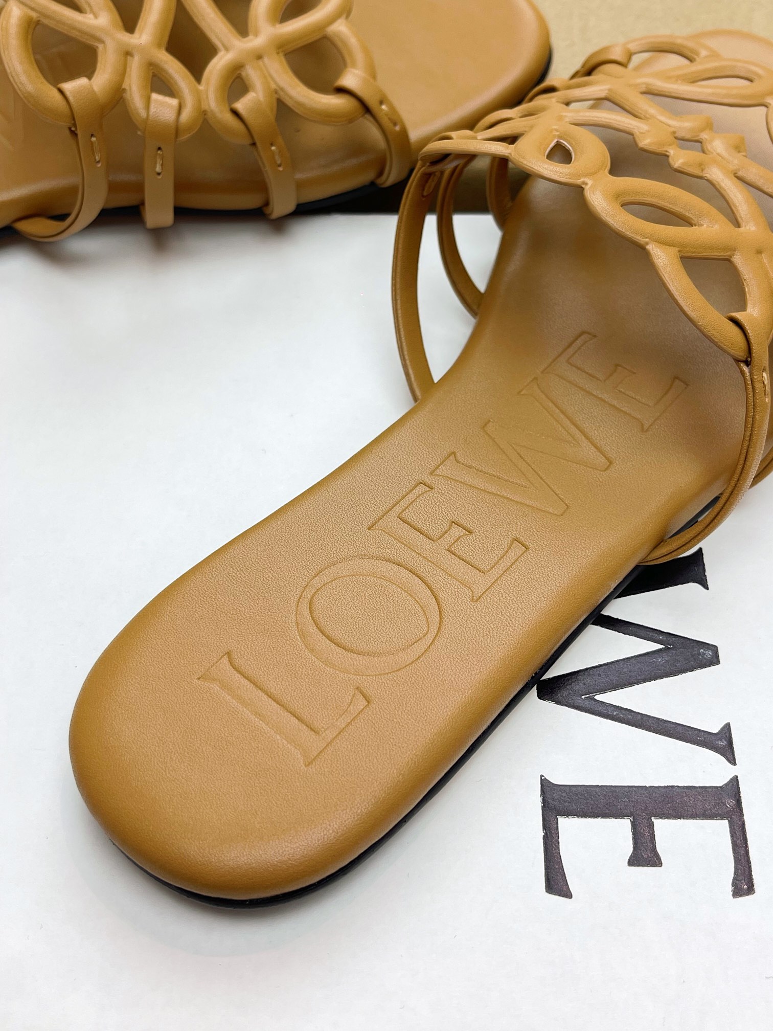 Loewe 2025SS Slides(EU35-41)