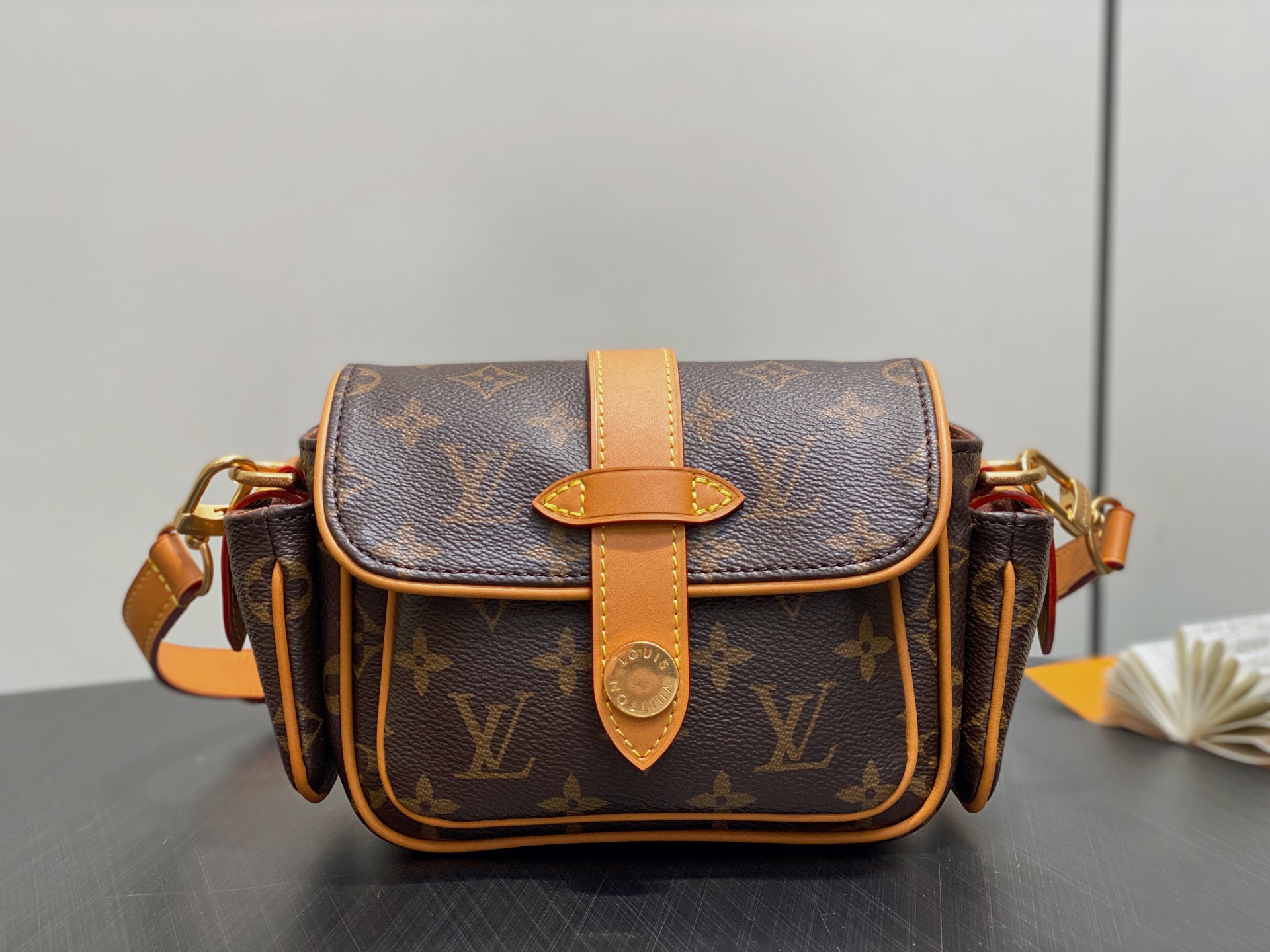 Louis Vuitton Monogram Archive Cargo Bag(14 x 10 x 23CM)