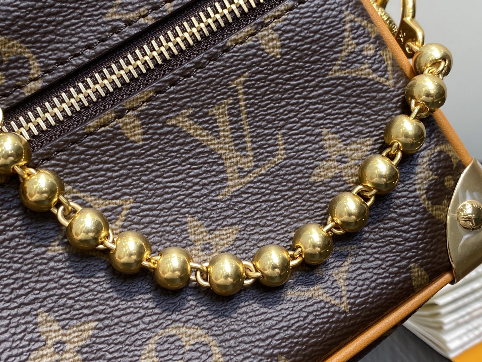 Louis Vuitton Mini Soft Trunk Bag(18.5 x 13 x 8CM)