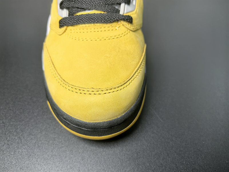 Jordan 5 Retro T23 Tokyo 2025 IO3372-700