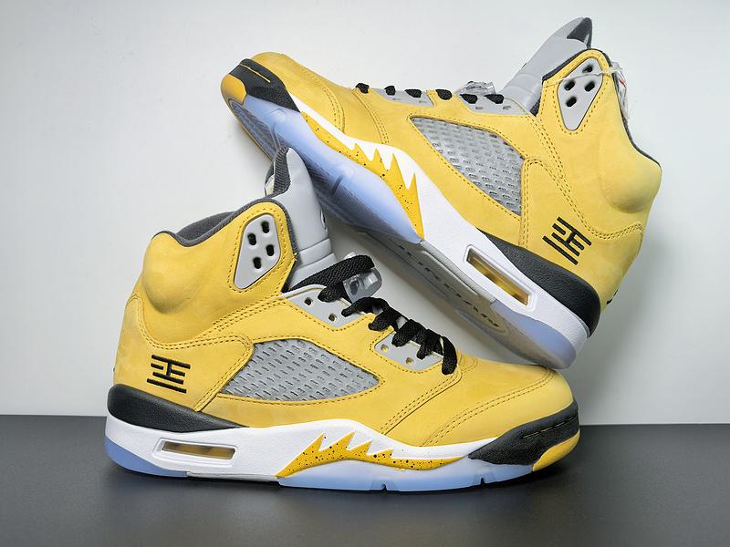 Jordan 5 Retro T23 Tokyo 2025 IO3372-700