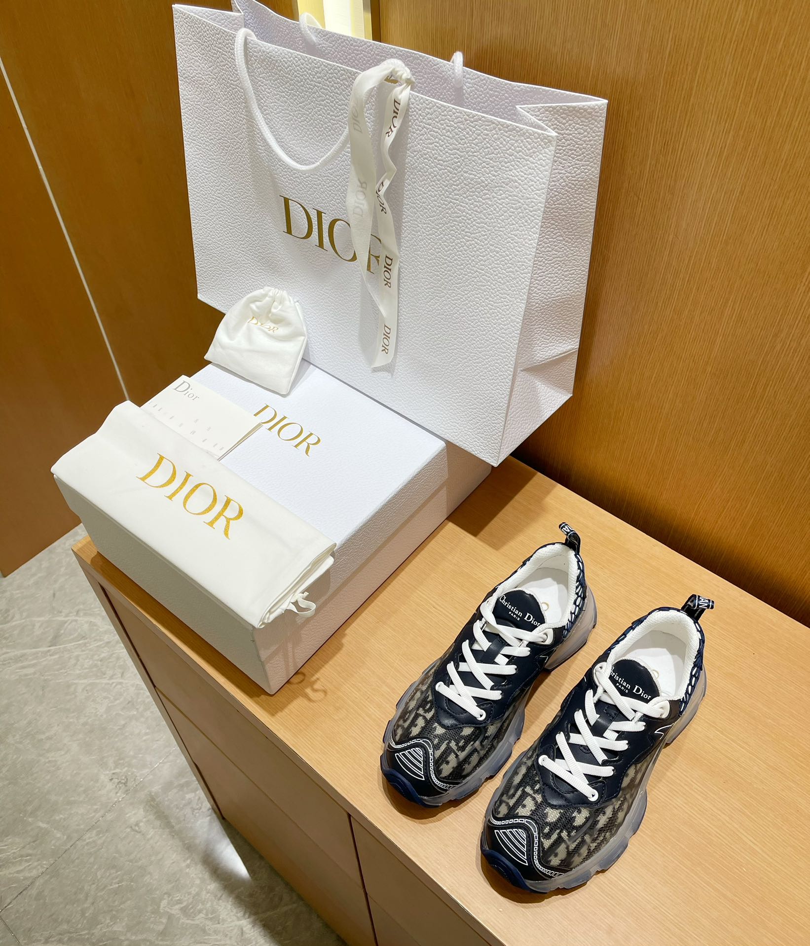 Di0r Sneaker（EU35-41)