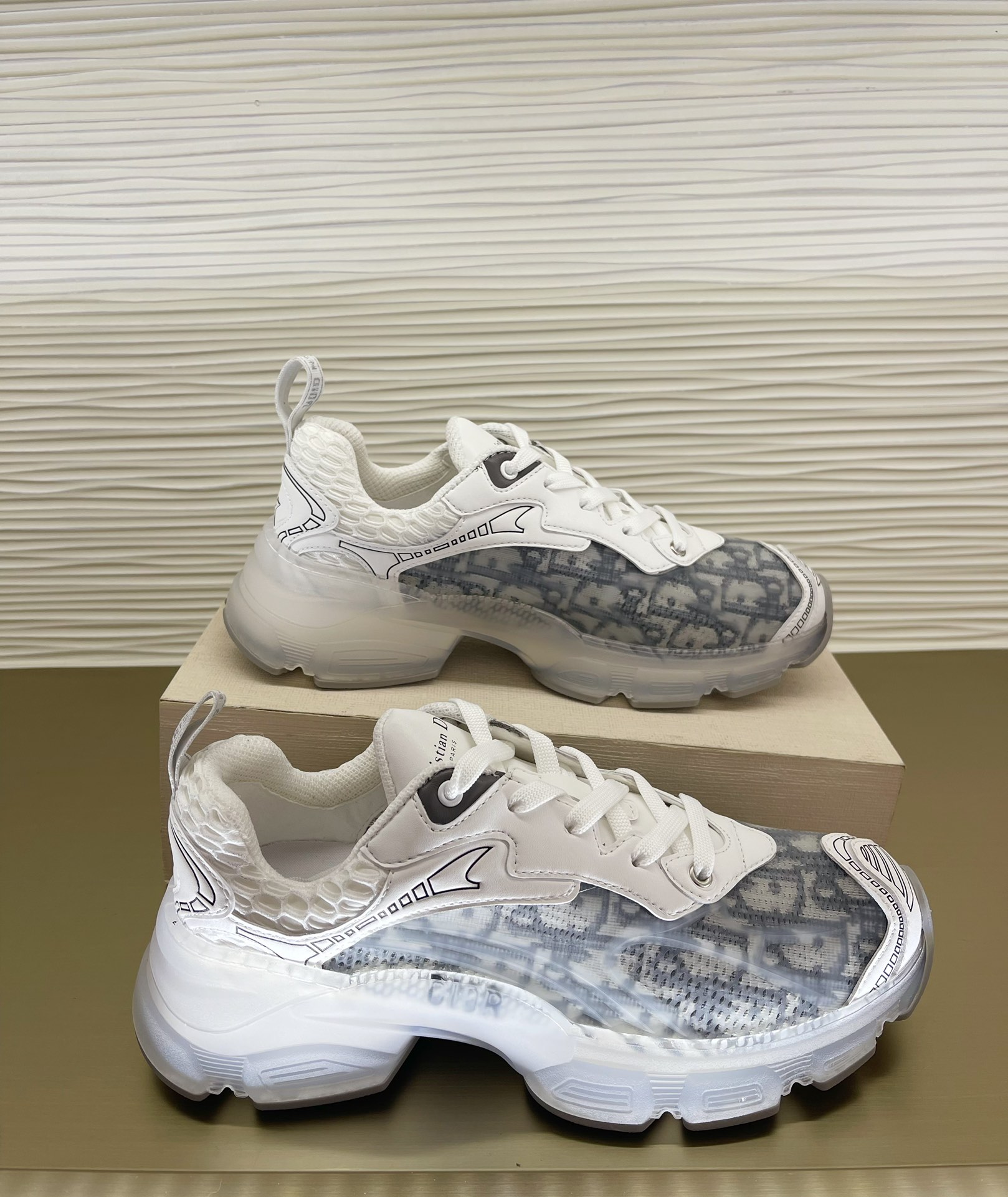 Di0r Sneaker（EU35-41)