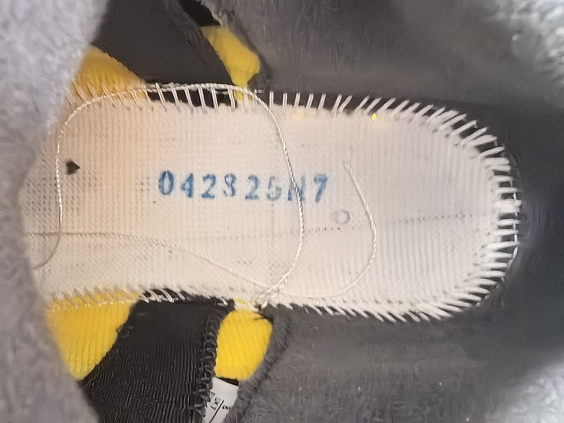 Jordan 5 Retro T23 Tokyo 2025 IO3372-700