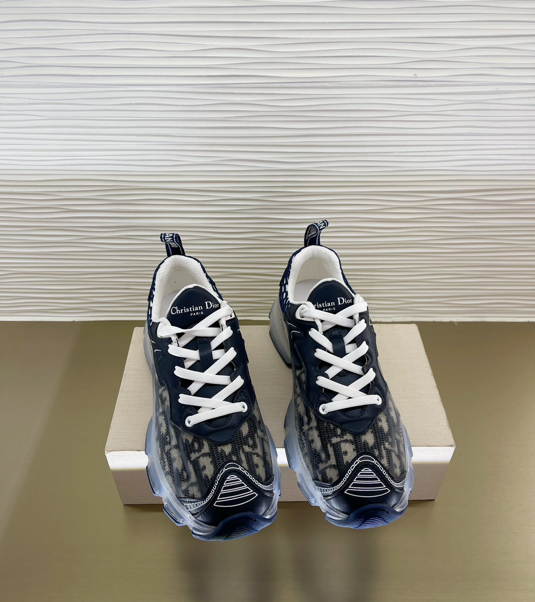 Di0r Sneaker（EU35-41)