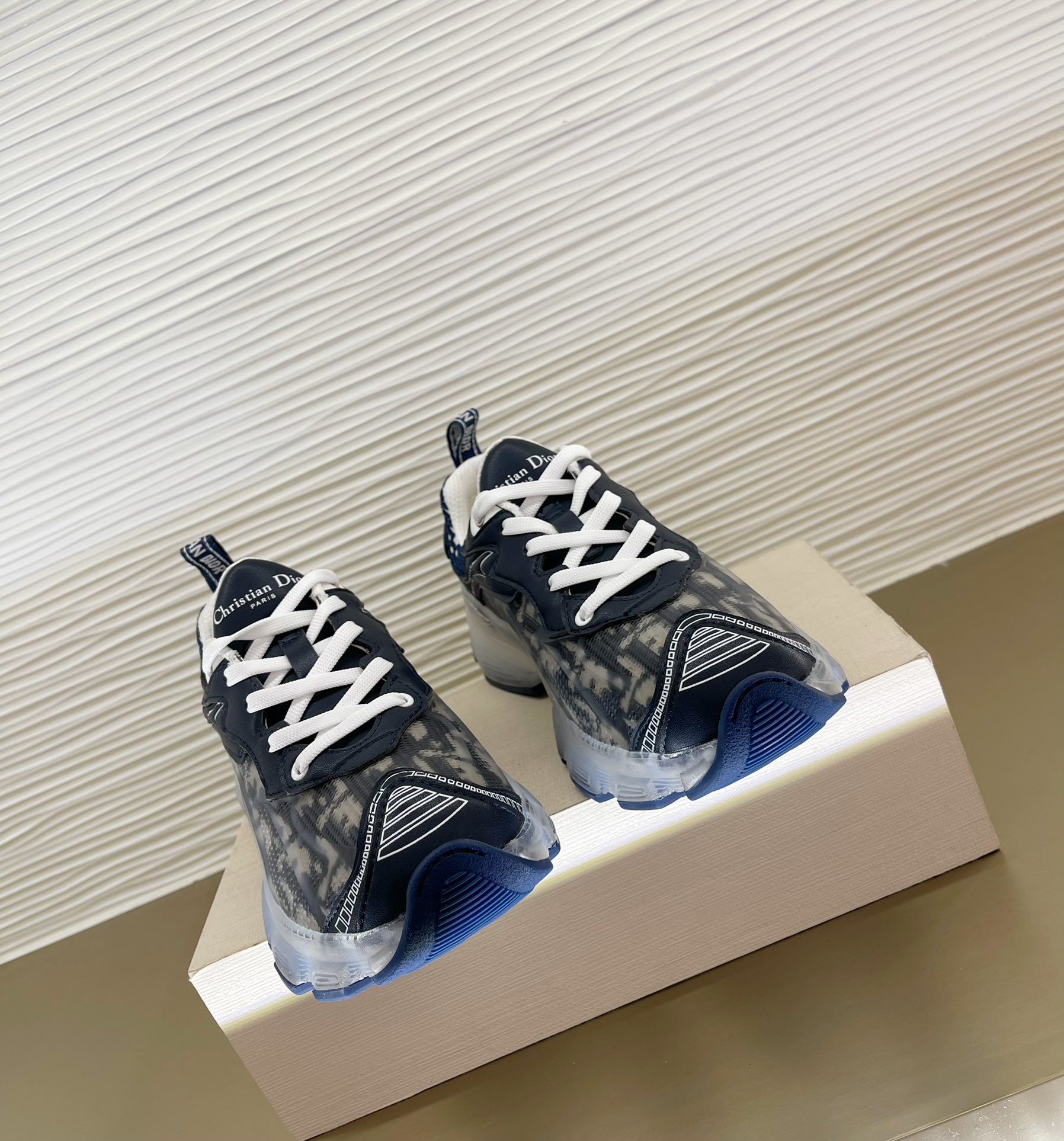 Di0r Sneaker（EU35-41)