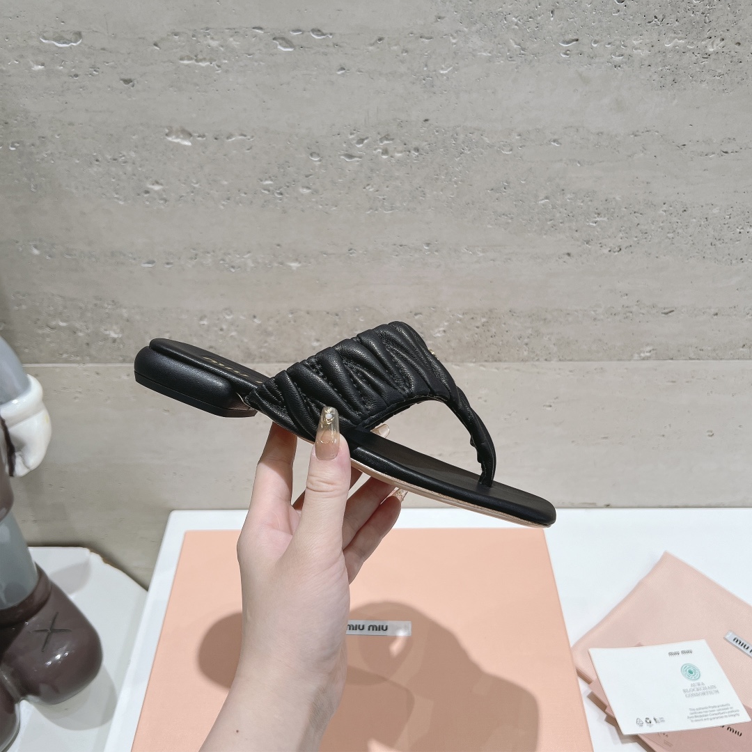 Miumiu 2025ss Slides(EU35-41)