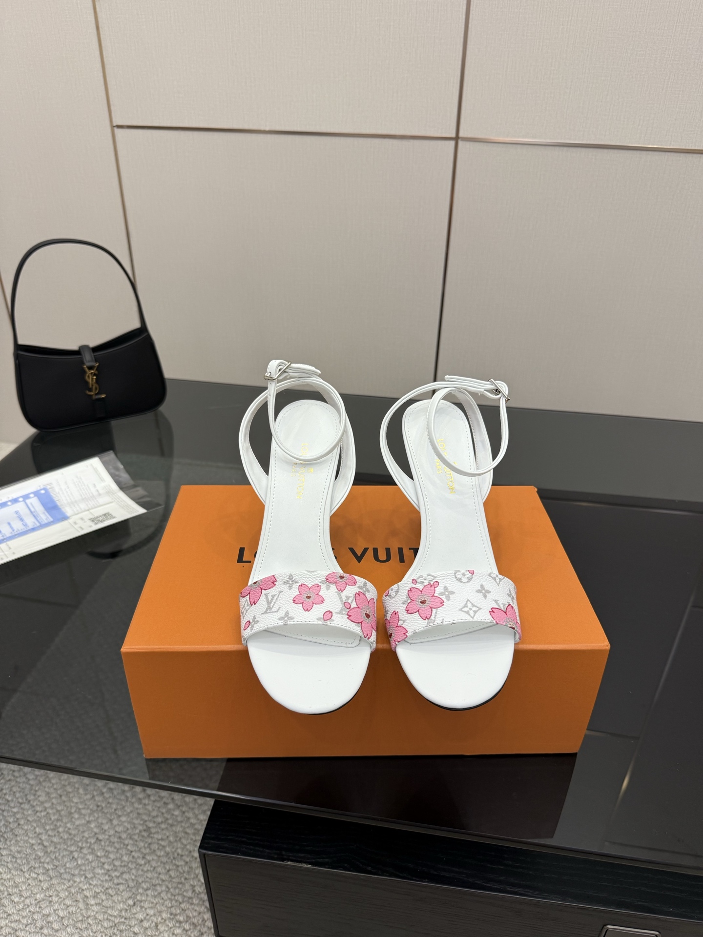 Lou*s Vuitton Slides(EU35-42)