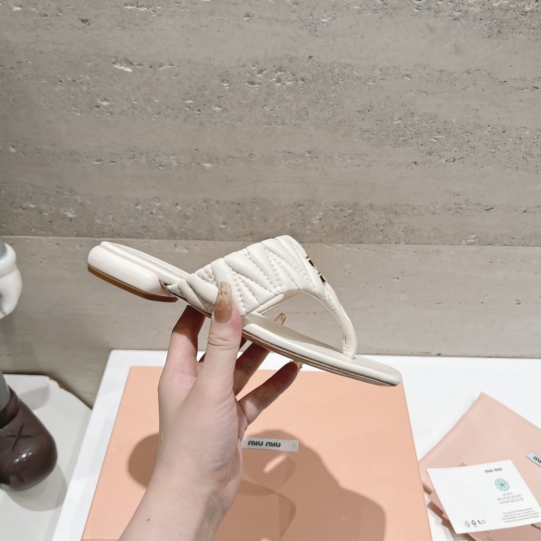 Miumiu 2025ss Slides(EU35-41)