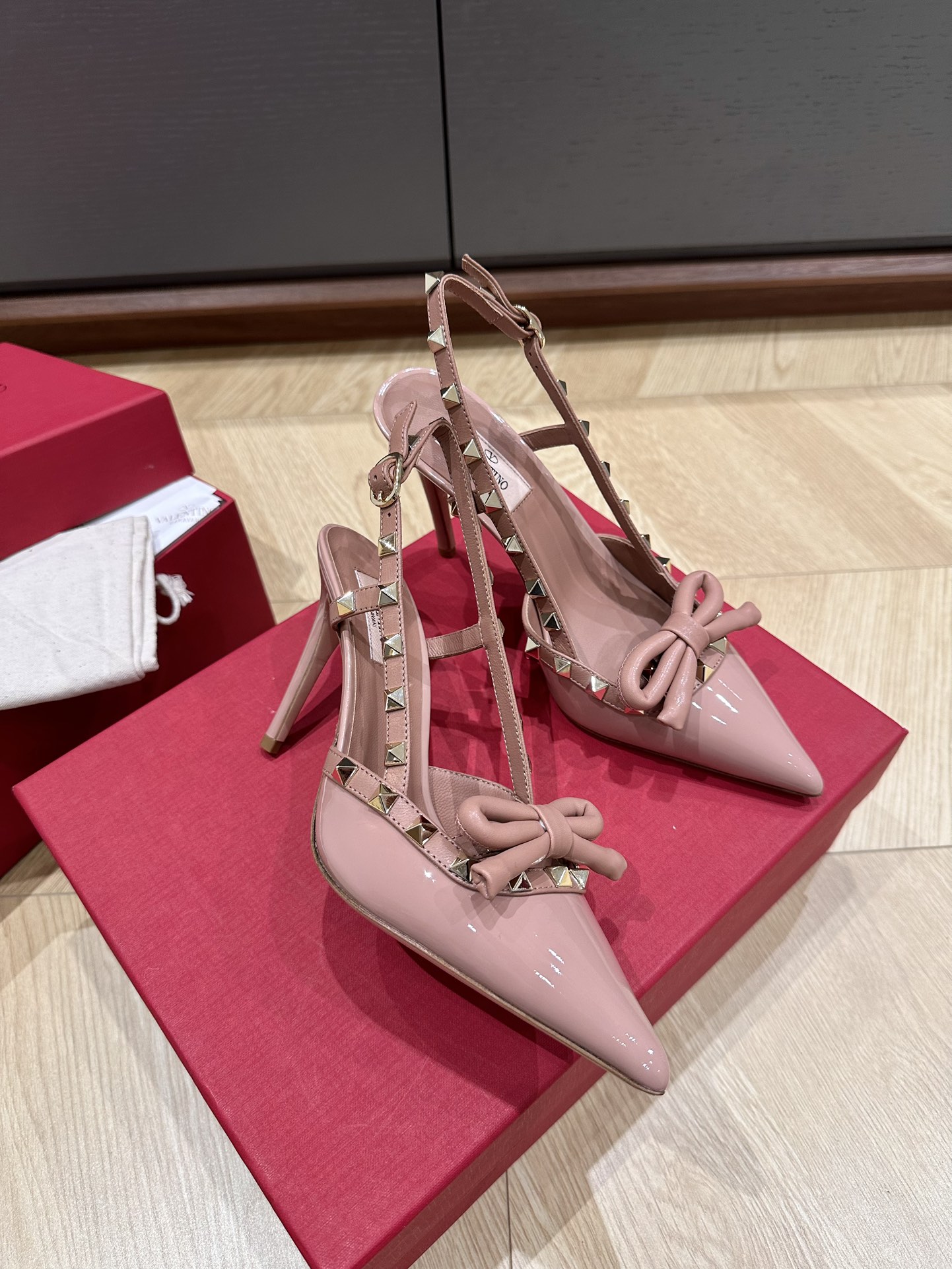 Valentino Heels-10CM(EU35-41)