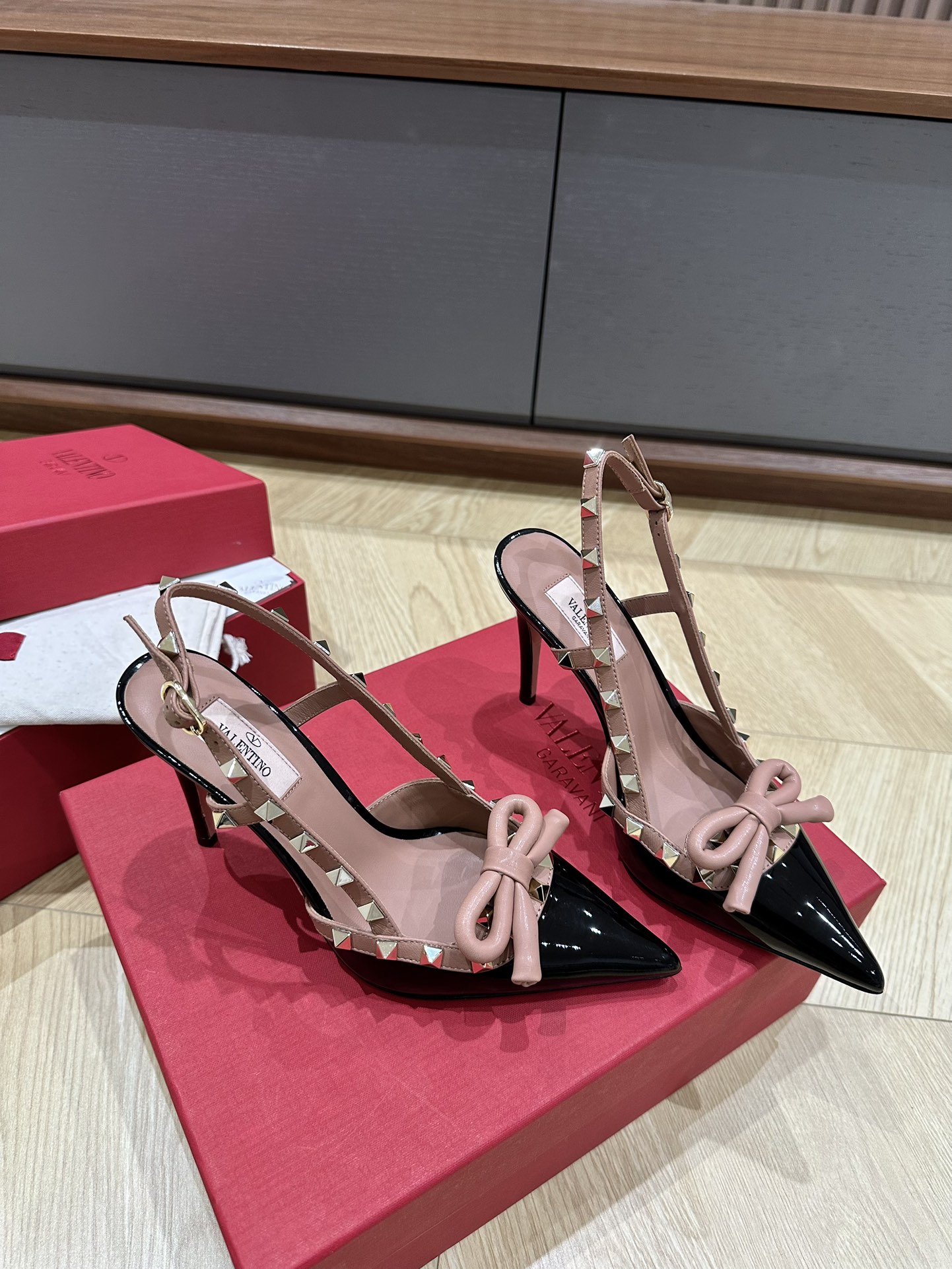Valentino Heels-10CM(EU35-41)